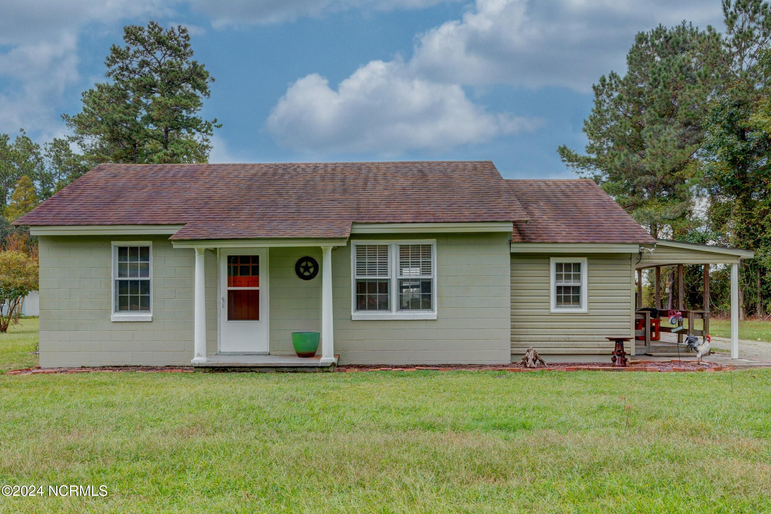 2157 Tunstall Swamp Road Property Photo 1