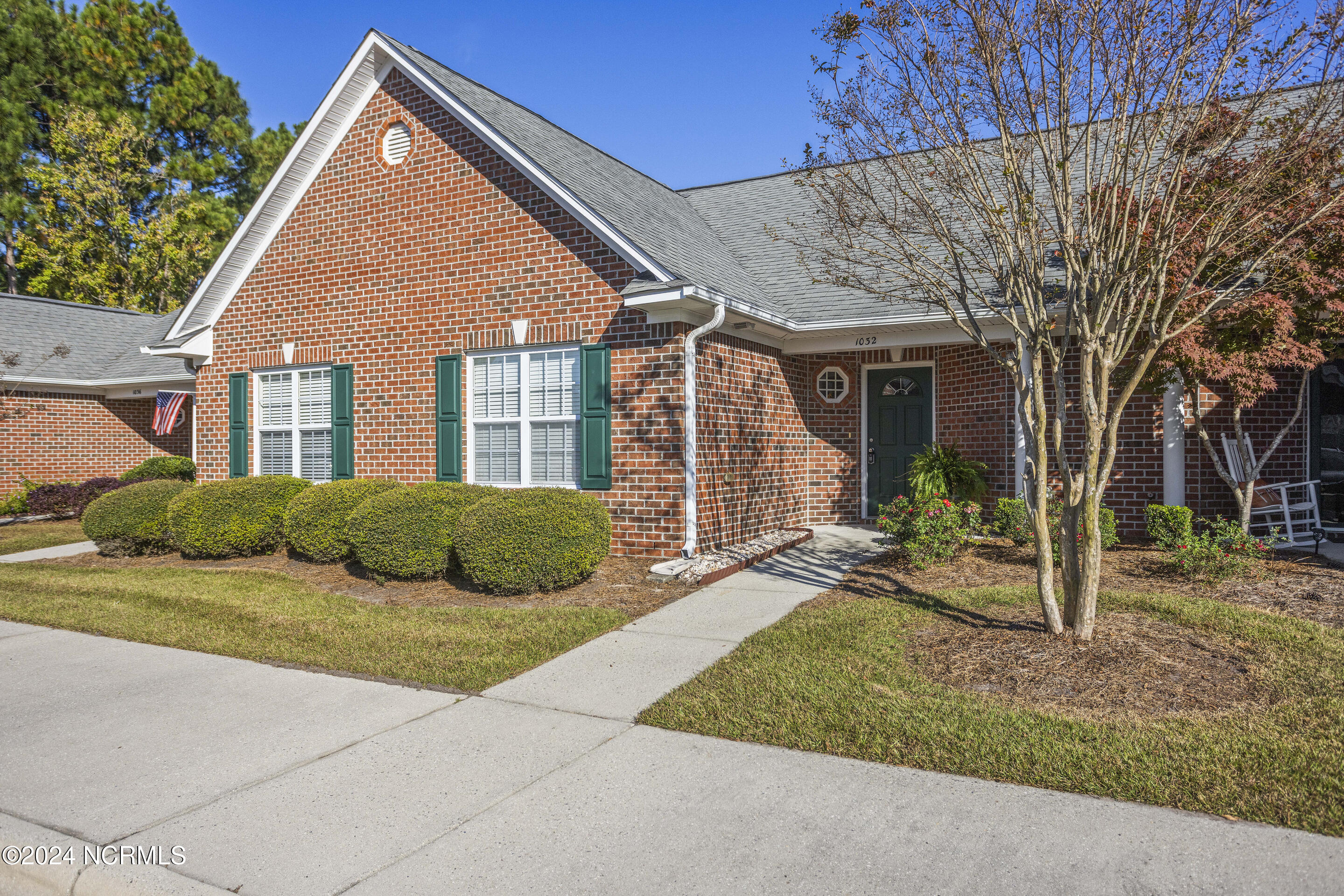 1032 Bridgeport Way Property Photo 1