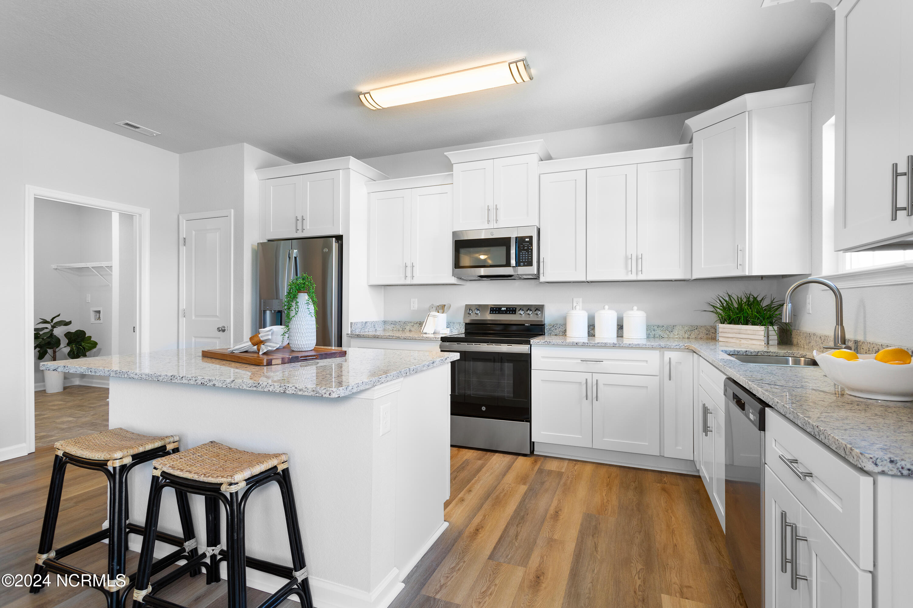 102 Apple Court (model Home) Property Photo 12