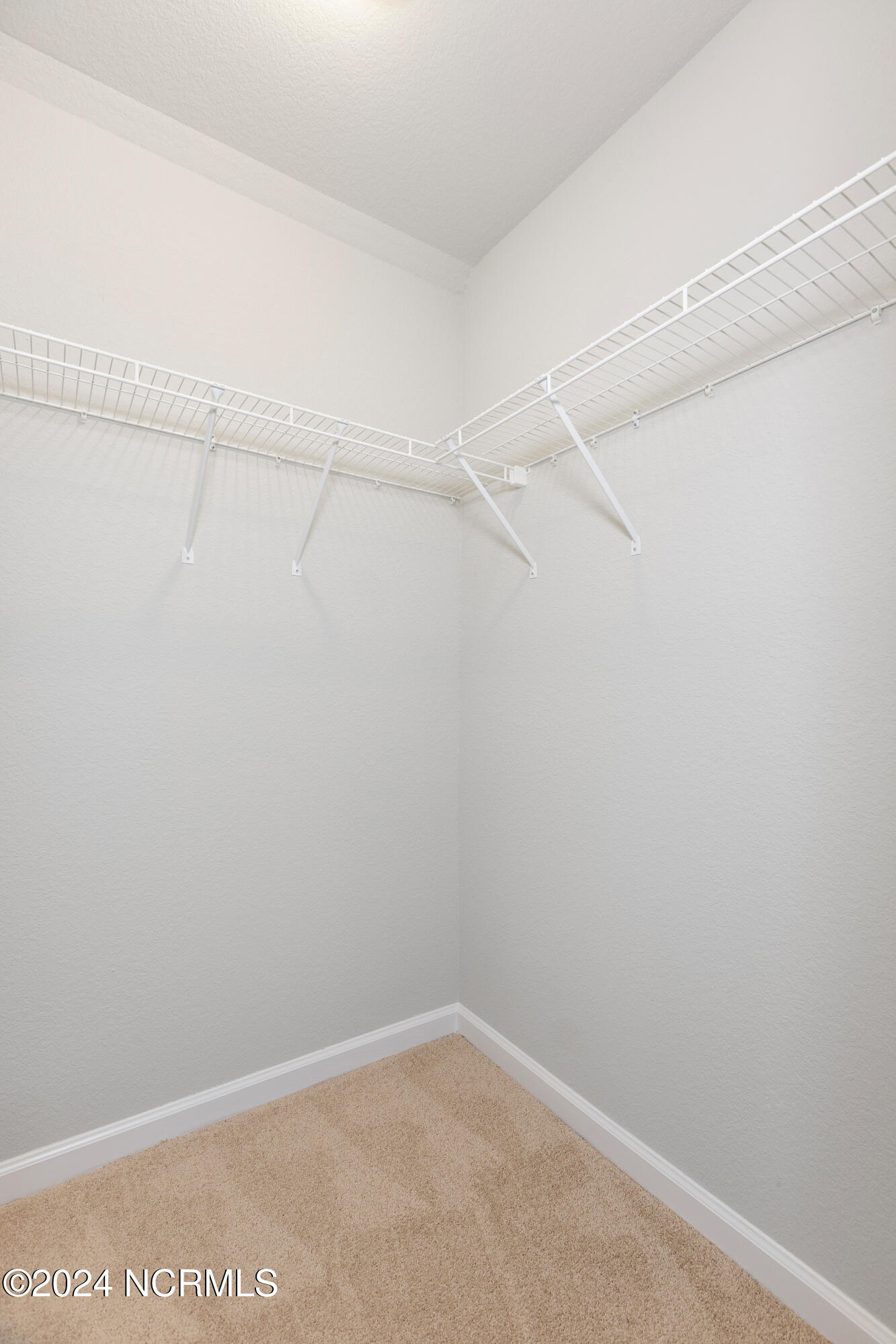 102 Apple Court (model Home) Property Photo 18