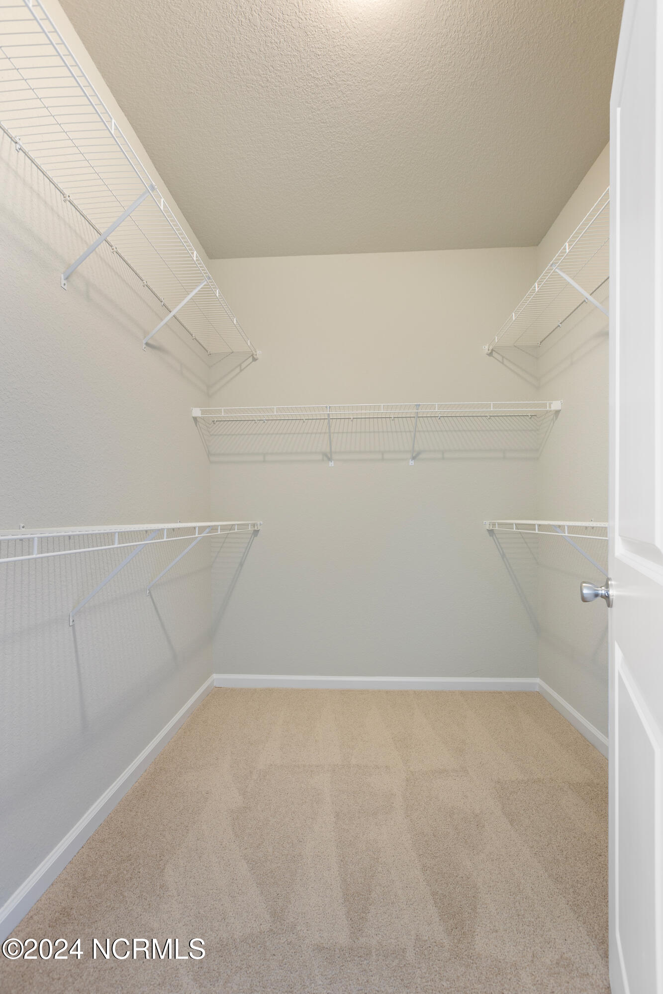102 Apple Court (model Home) Property Photo 28