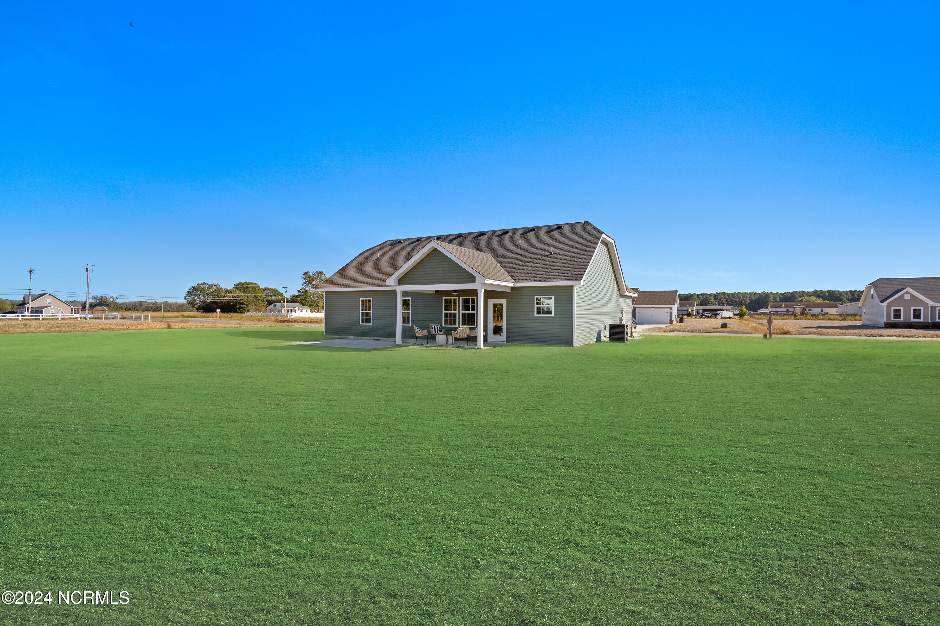 102 Apple Court (model Home) Property Photo 31