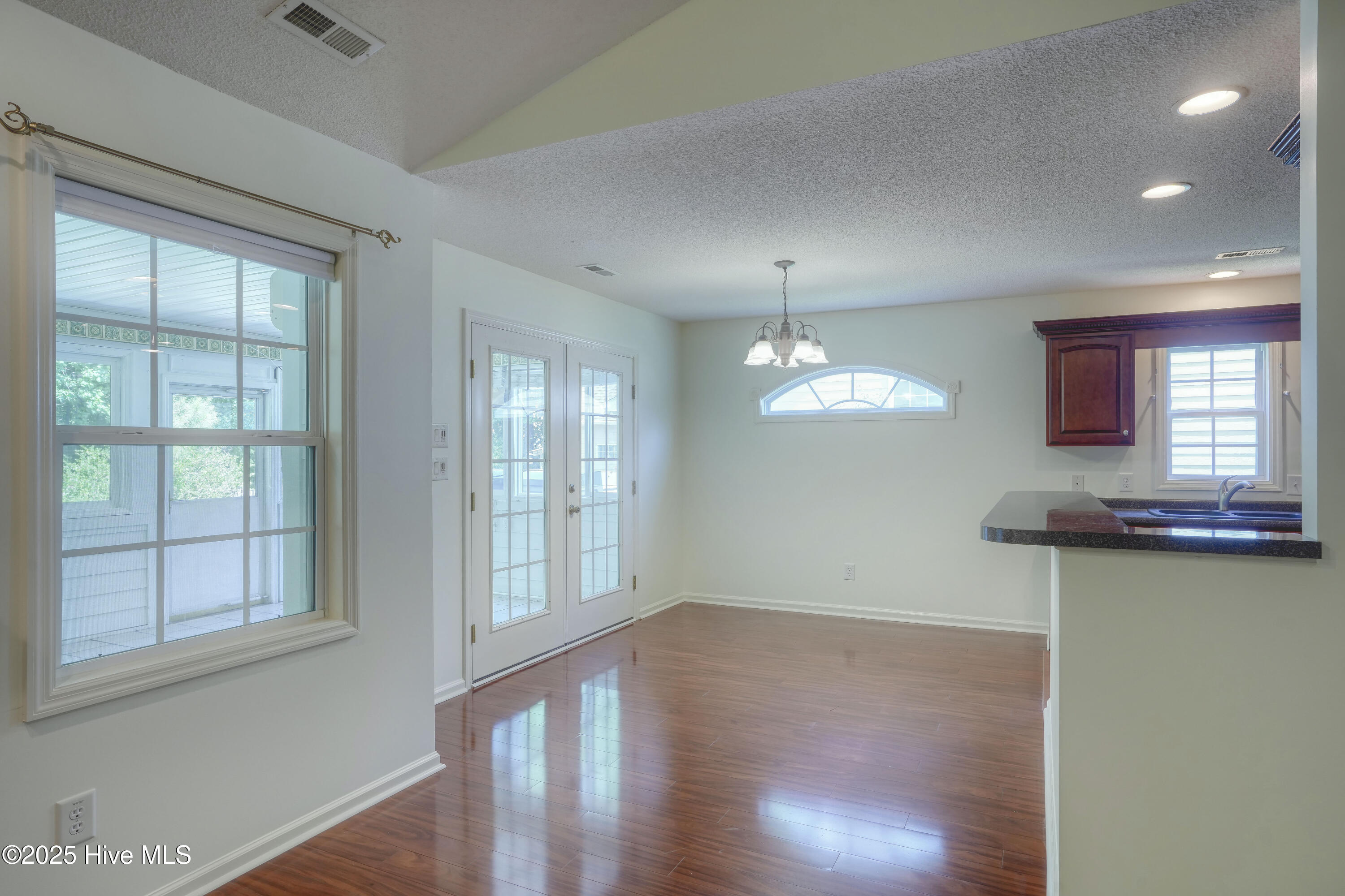300 Sea Urchin Cove Property Photo 15