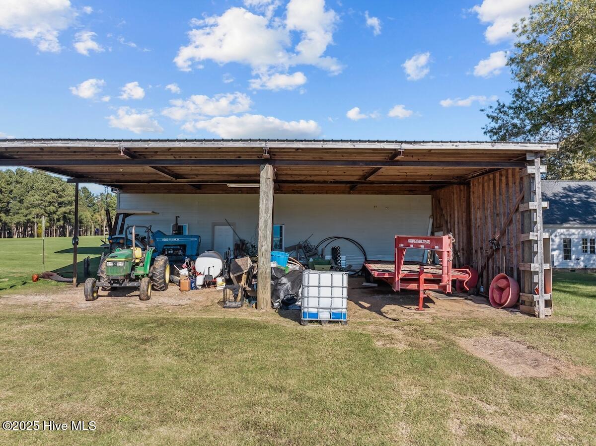 975 Pashcall Road Property Photo 9