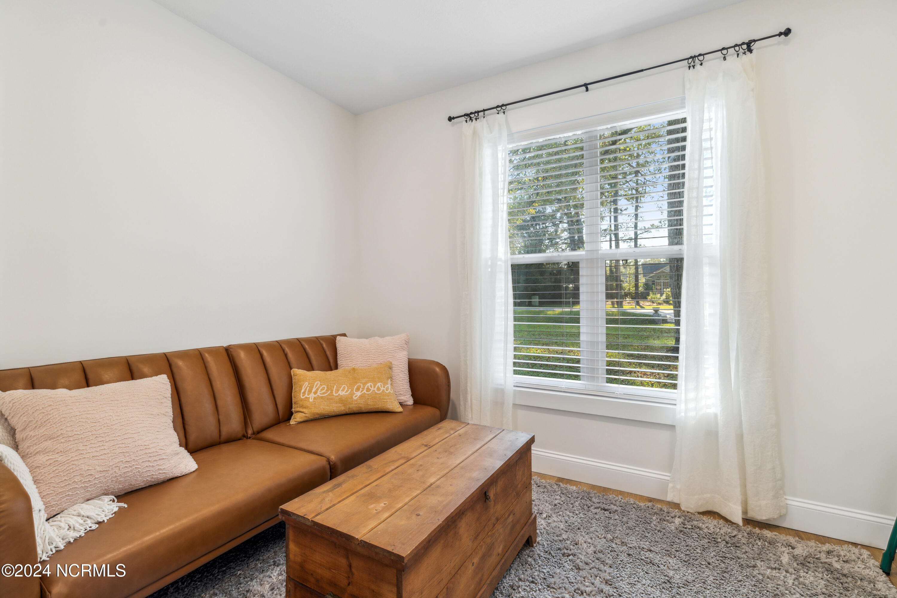 100 Boundary Loop Road Property Photo 23