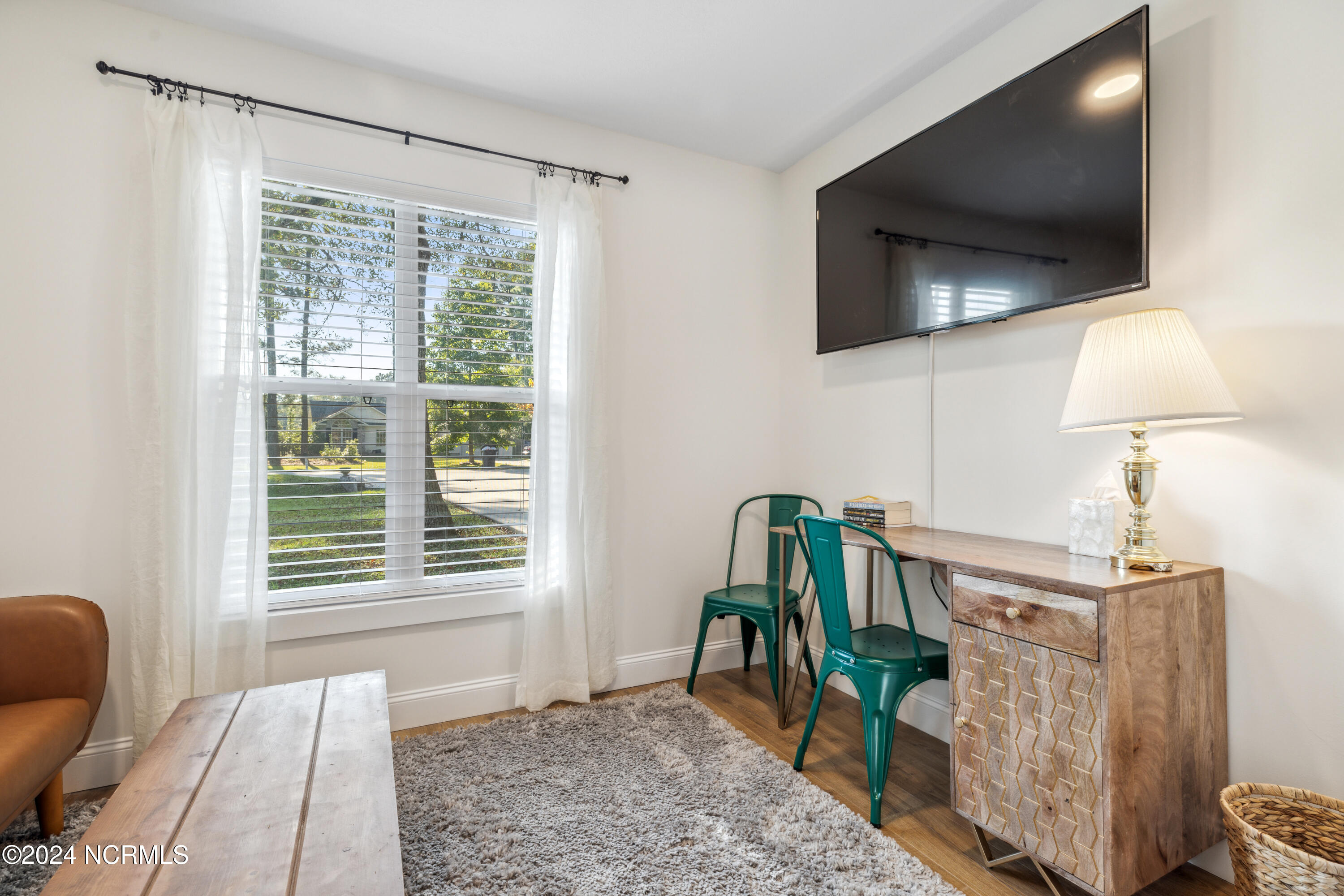 100 Boundary Loop Road Property Photo 24