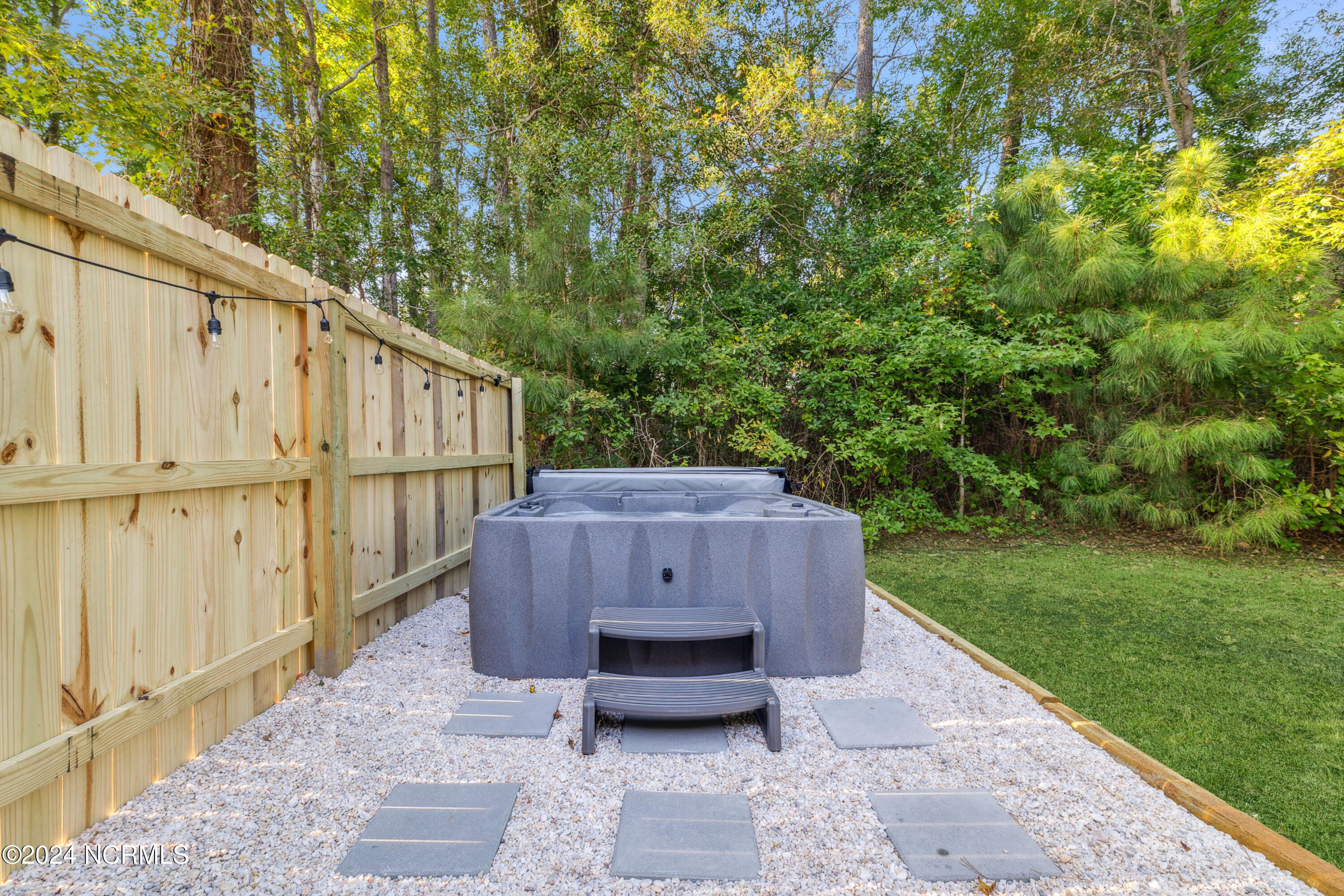100 Boundary Loop Road Property Photo 36
