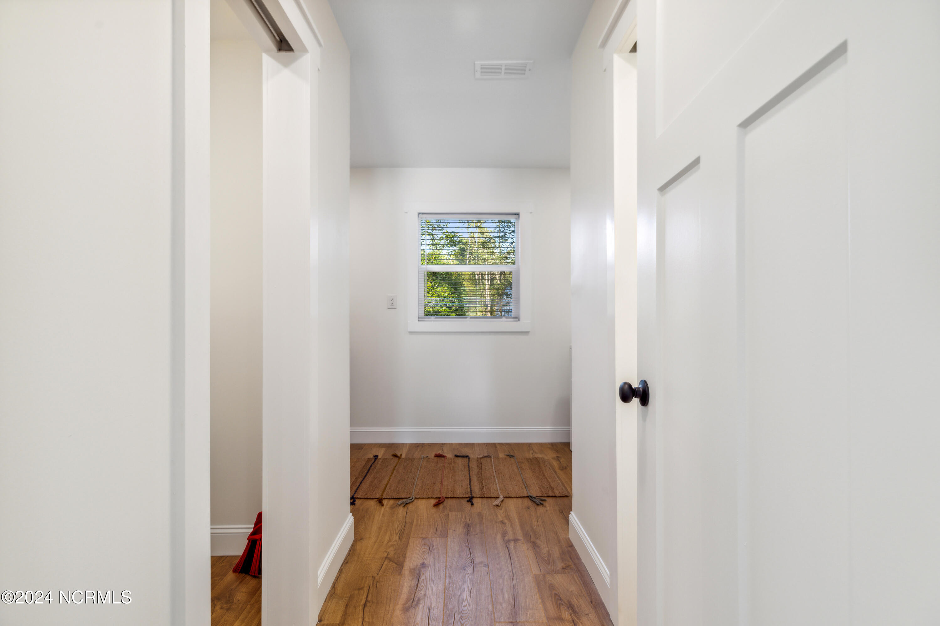 100 Boundary Loop Road Property Photo 38