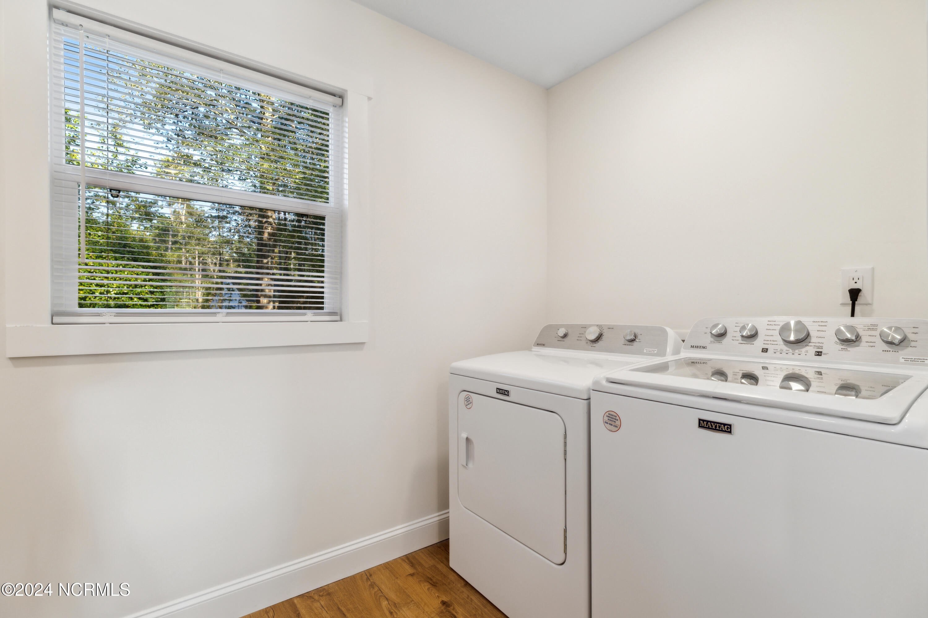 100 Boundary Loop Road Property Photo 40