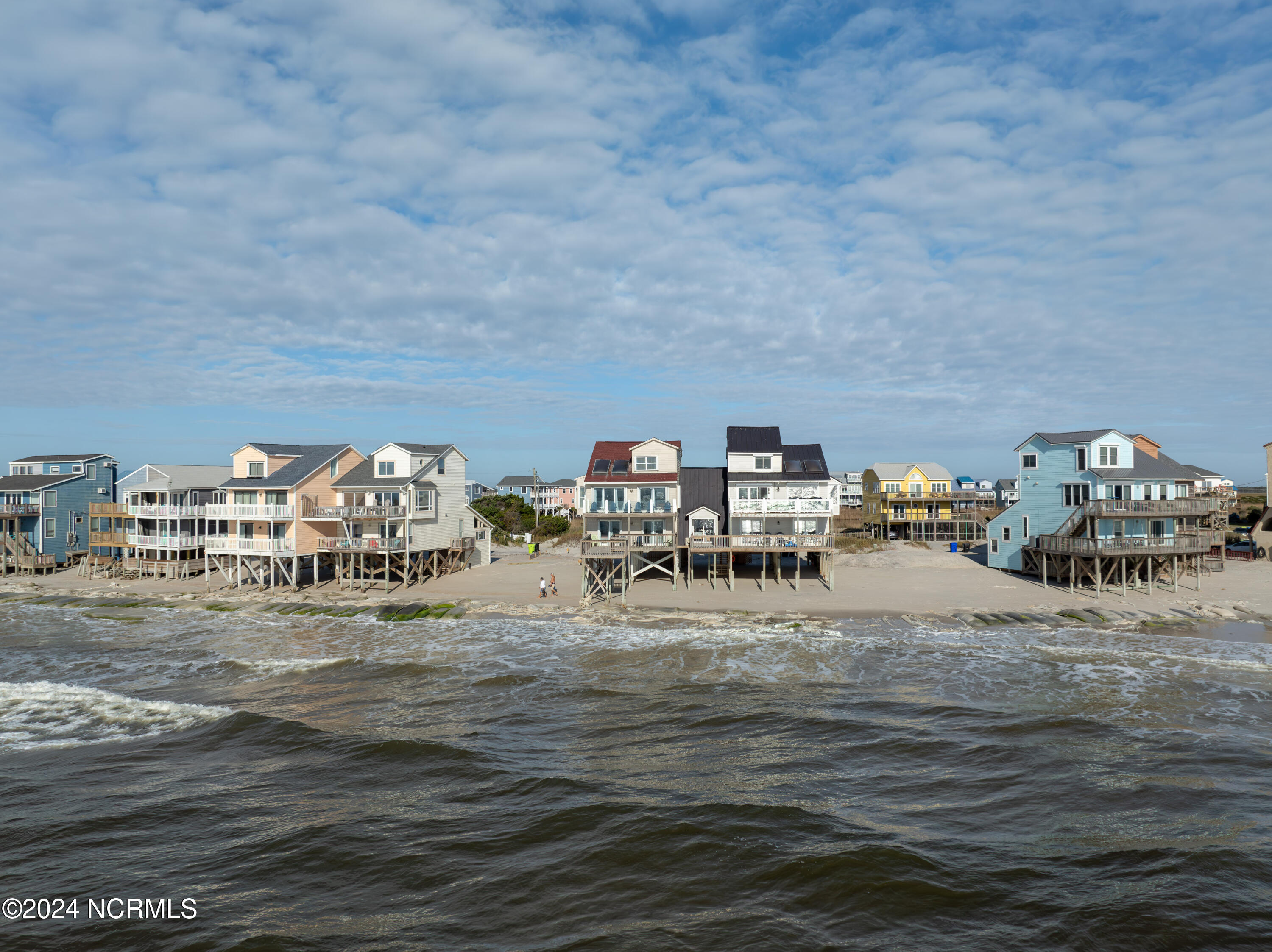 2362 New River Inlet Road Property Photo 8