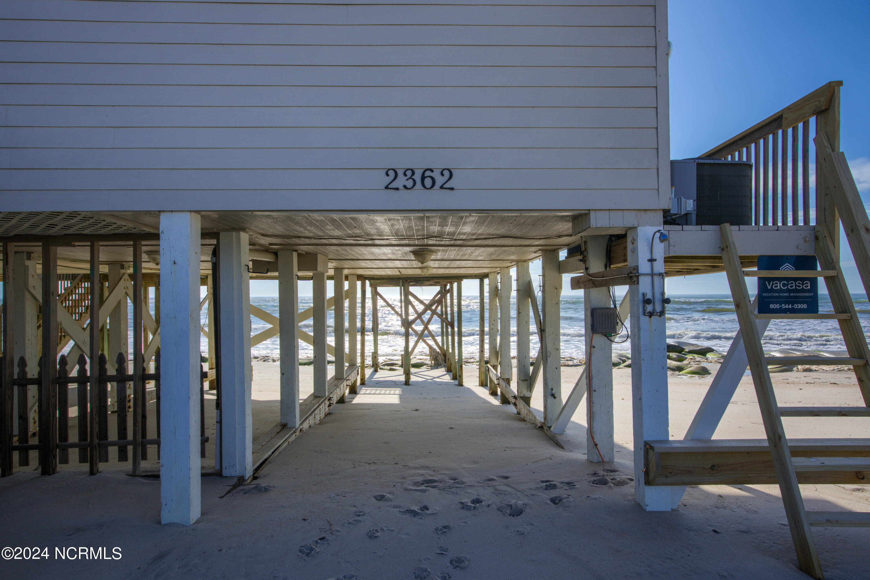 2362 New River Inlet Road Property Photo 10