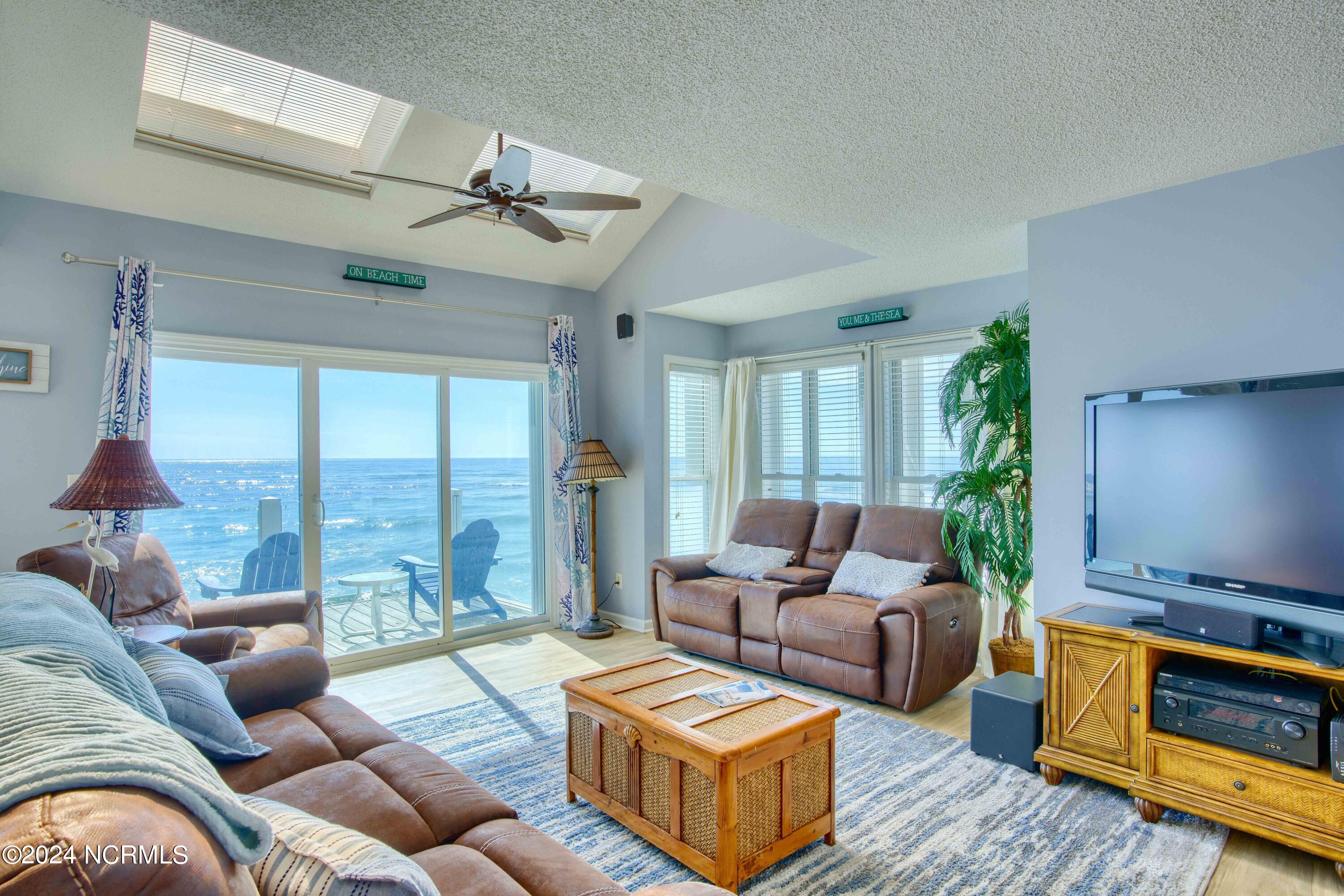 2362 New River Inlet Road Property Photo 13