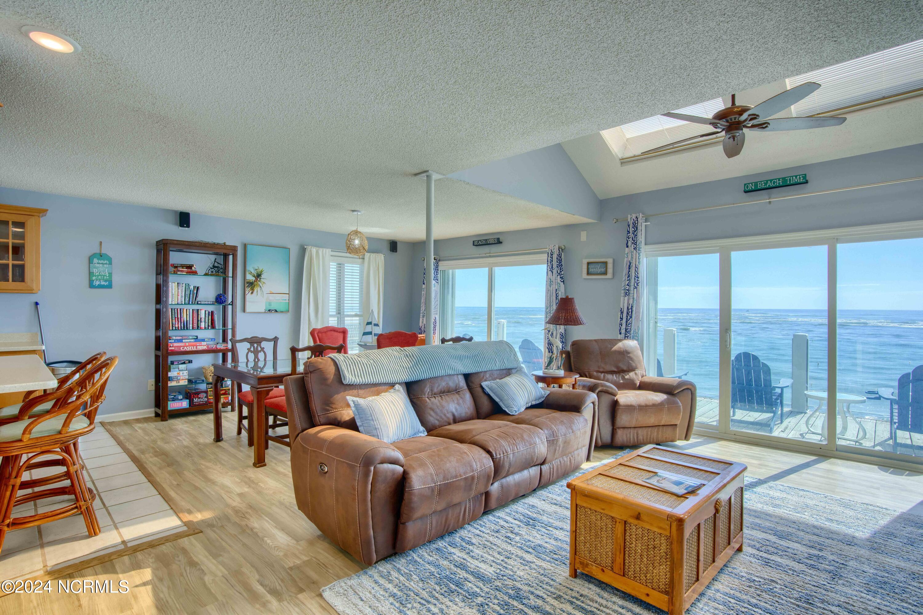 2362 New River Inlet Road Property Photo 15