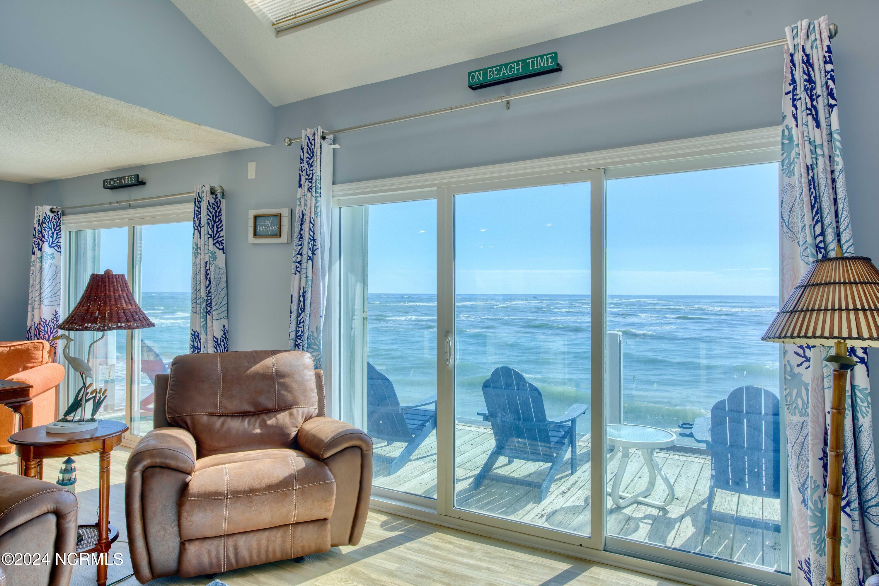 2362 New River Inlet Road Property Photo 16