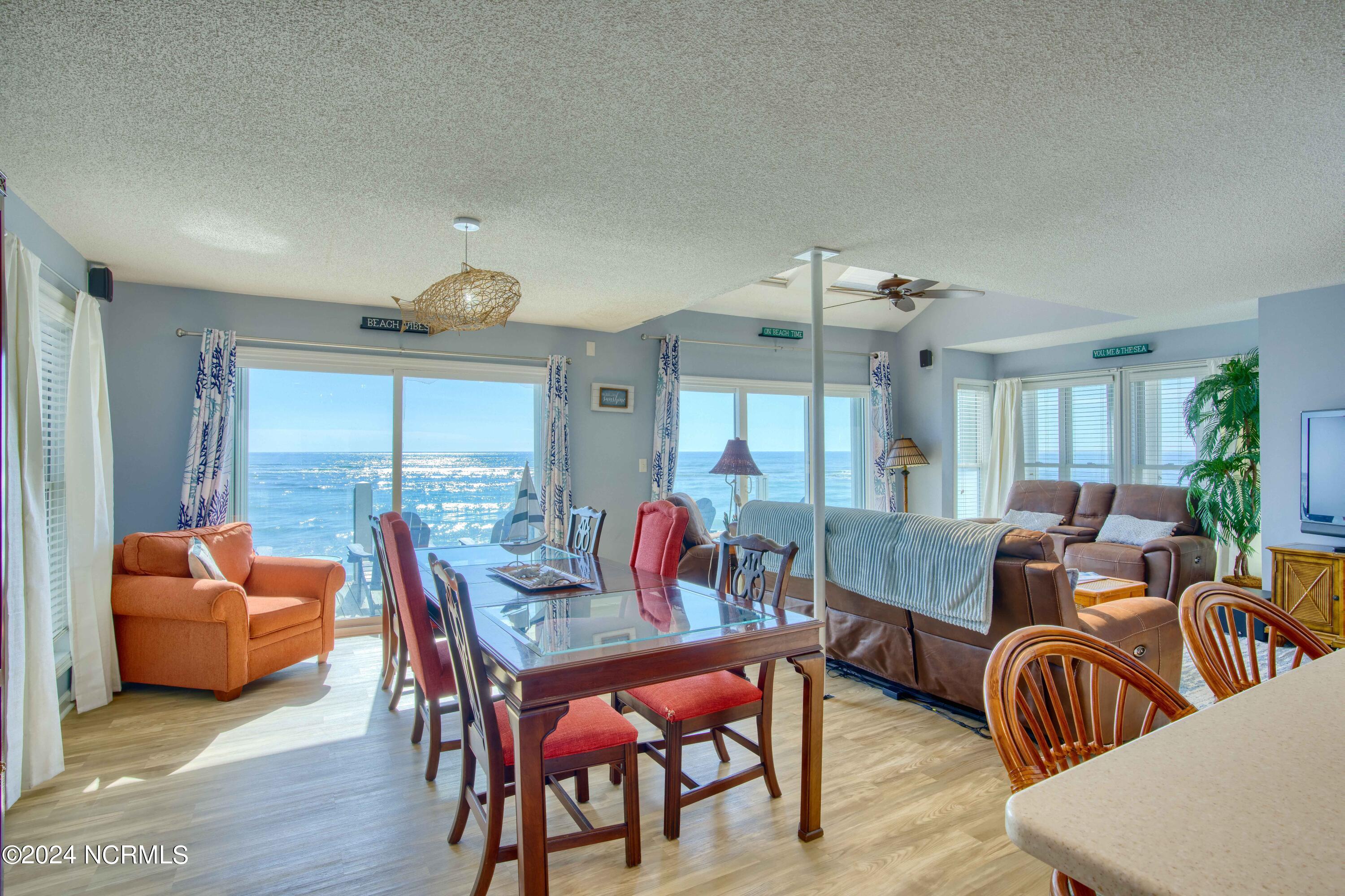 2362 New River Inlet Road Property Photo 17