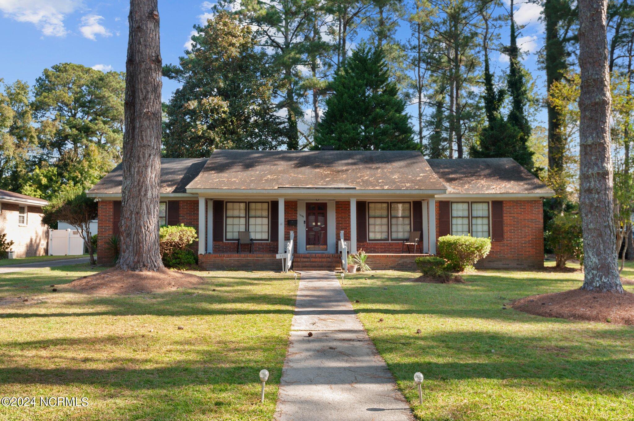 1008 S Howard Circle Property Photo 3