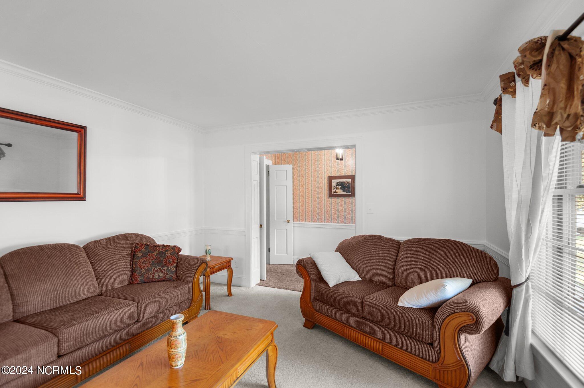 1008 S Howard Circle Property Photo 5