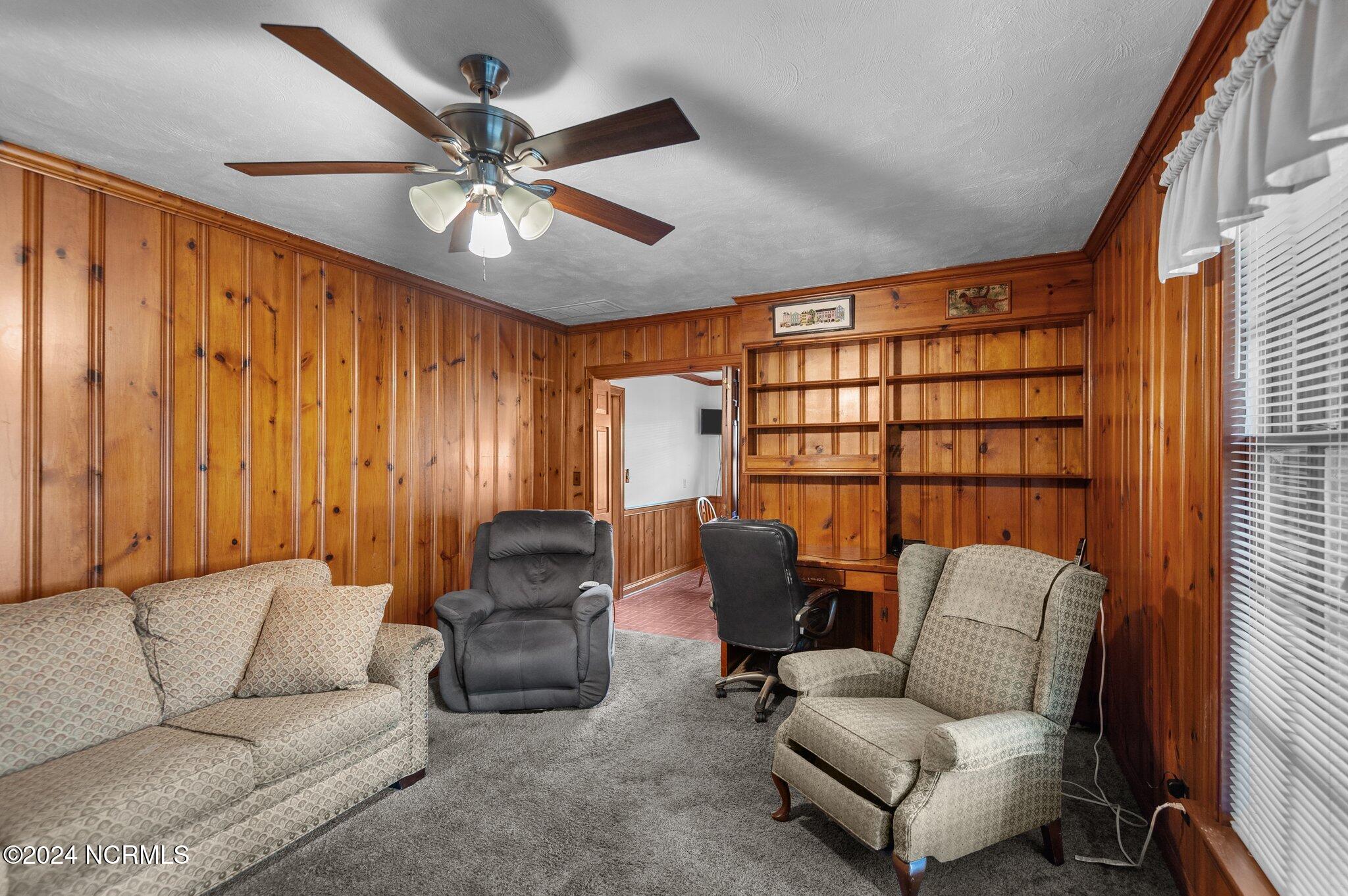 1008 S Howard Circle Property Photo 17