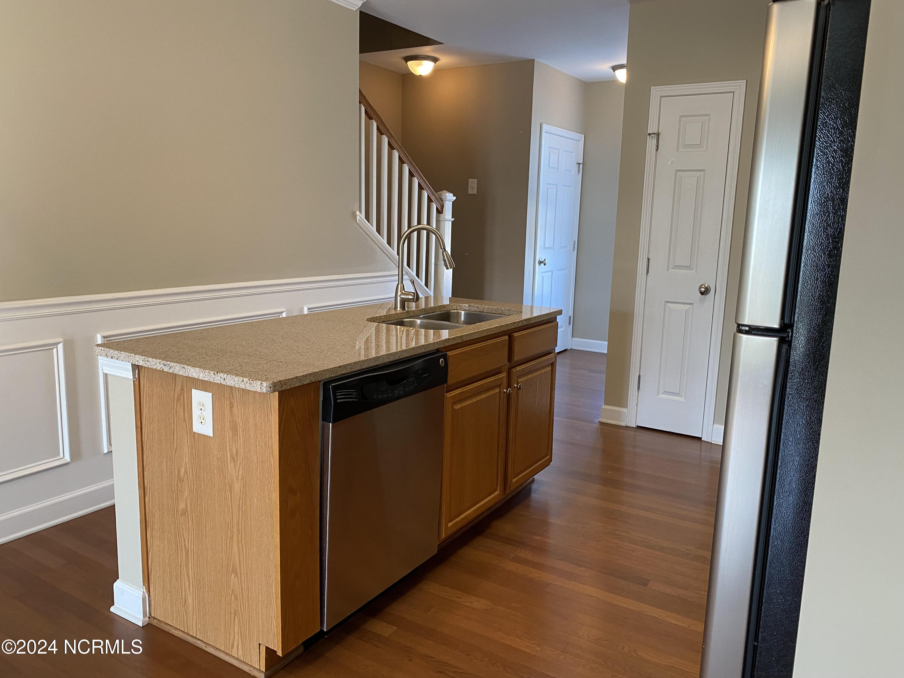 1790 Queen Anne Unit 3 Property Photo 25