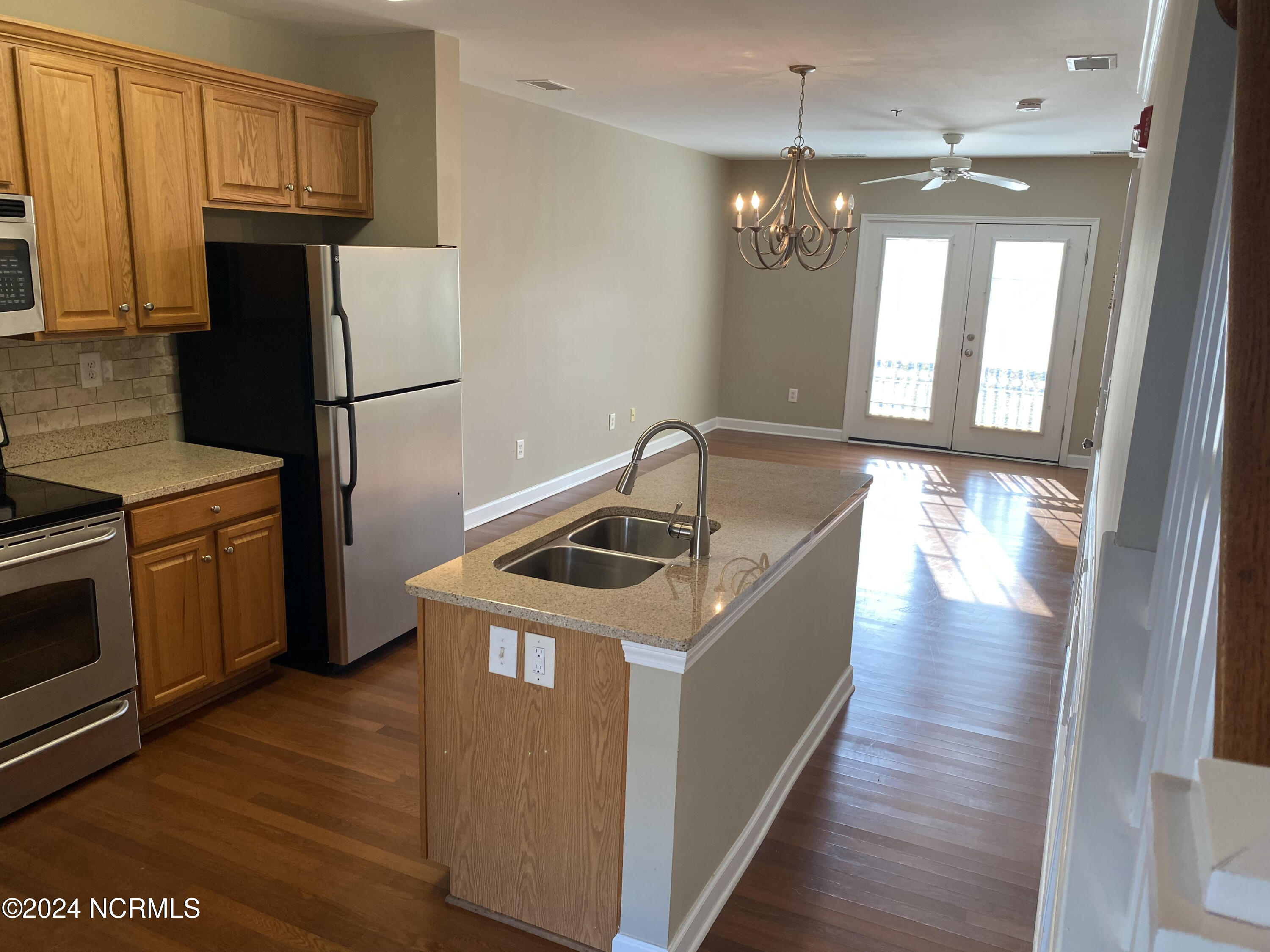 1790 Queen Anne Unit 3 Property Photo 27