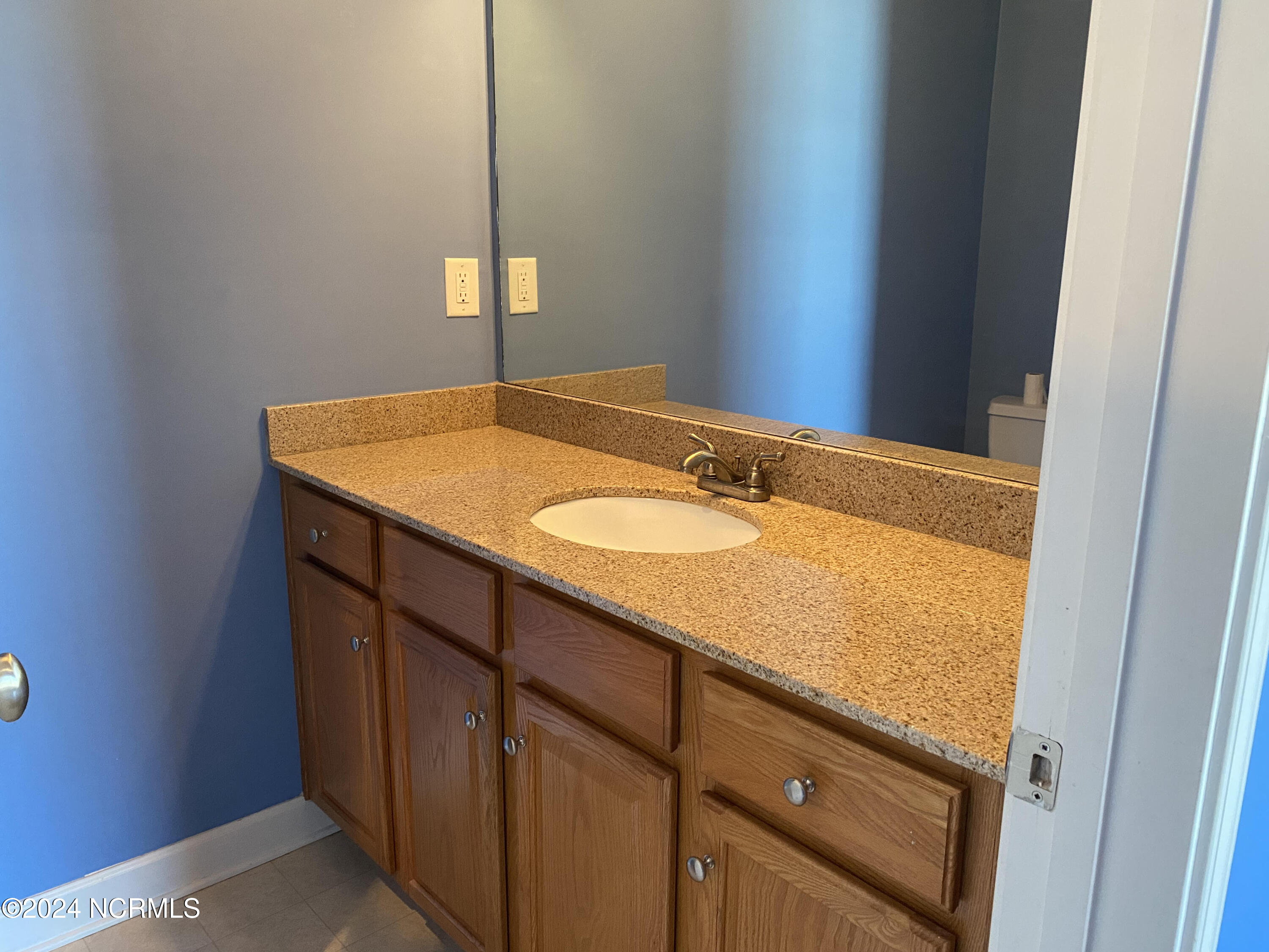 1790 Queen Anne Unit 3 Property Photo 46