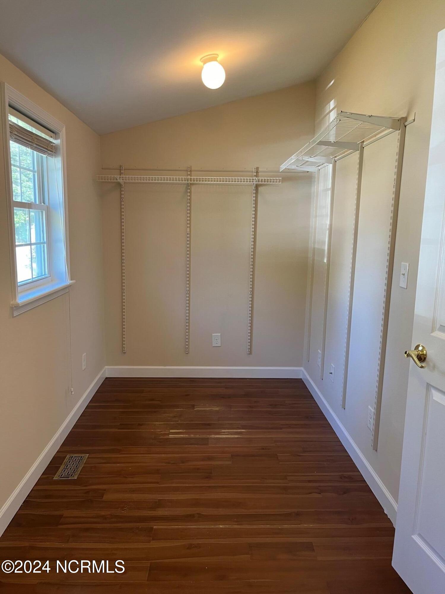 511 Massachusetts Avenue Property Photo 10