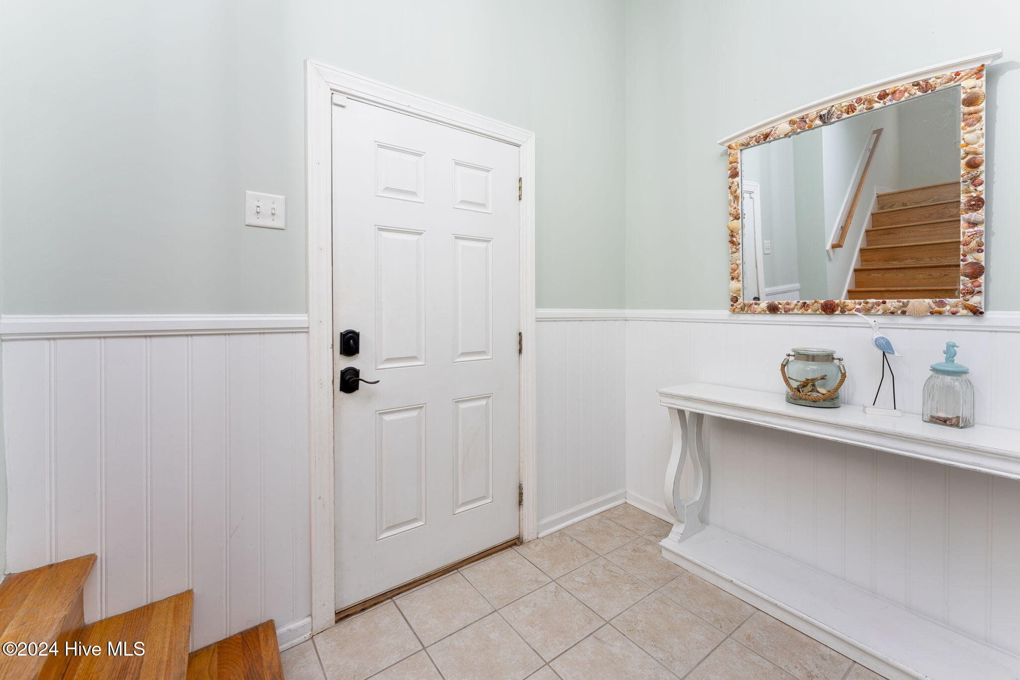 104 Sea Oaks Court Property Photo 4