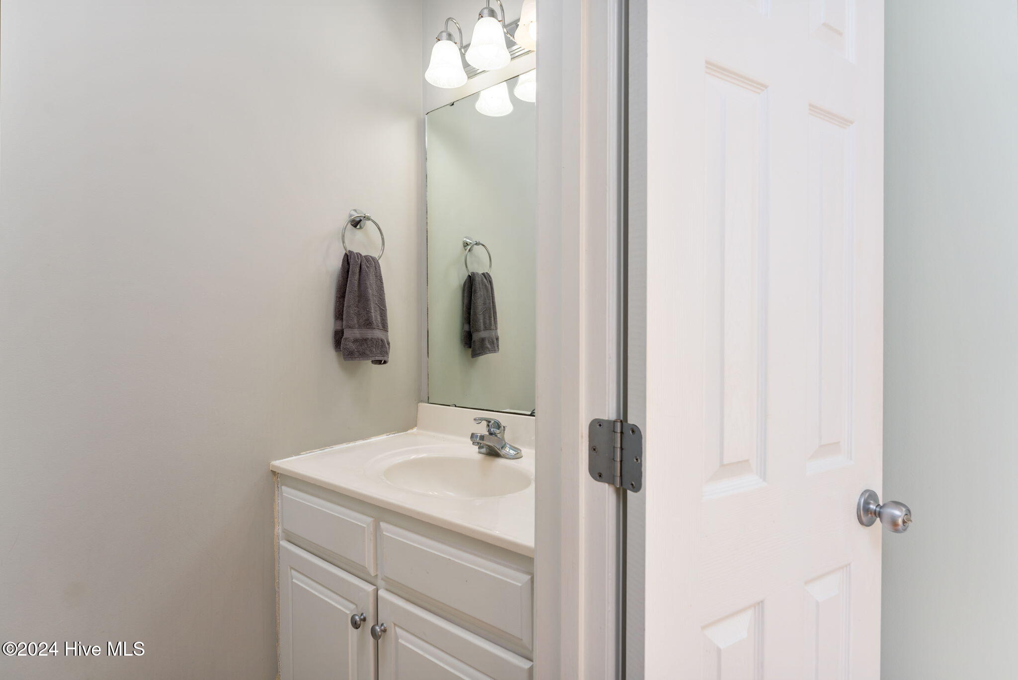 104 Sea Oaks Court Property Photo 13