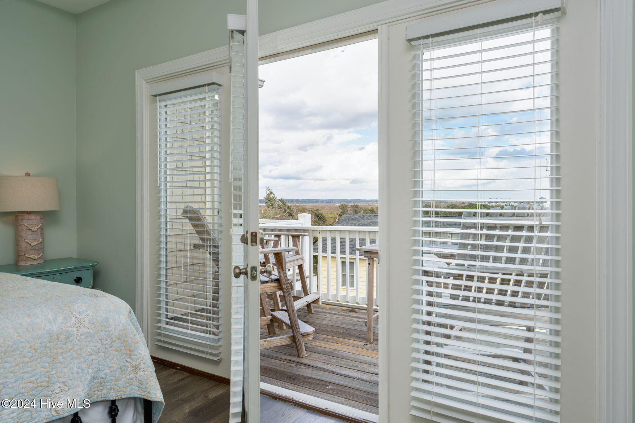 104 Sea Oaks Court Property Photo 25