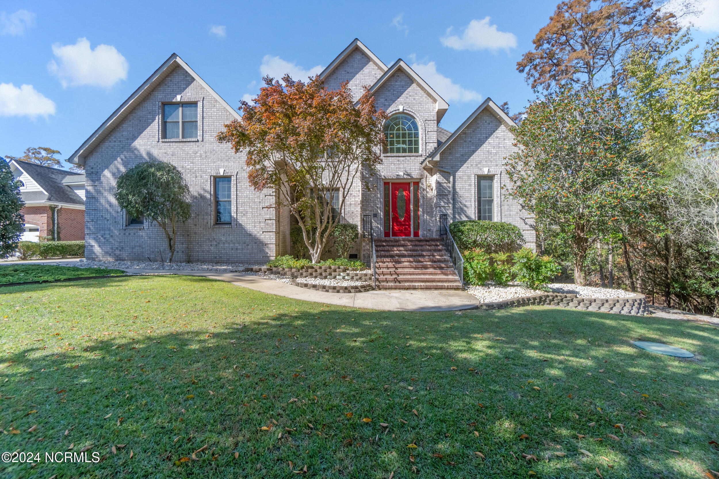 148 New River Drive Property Photo 1