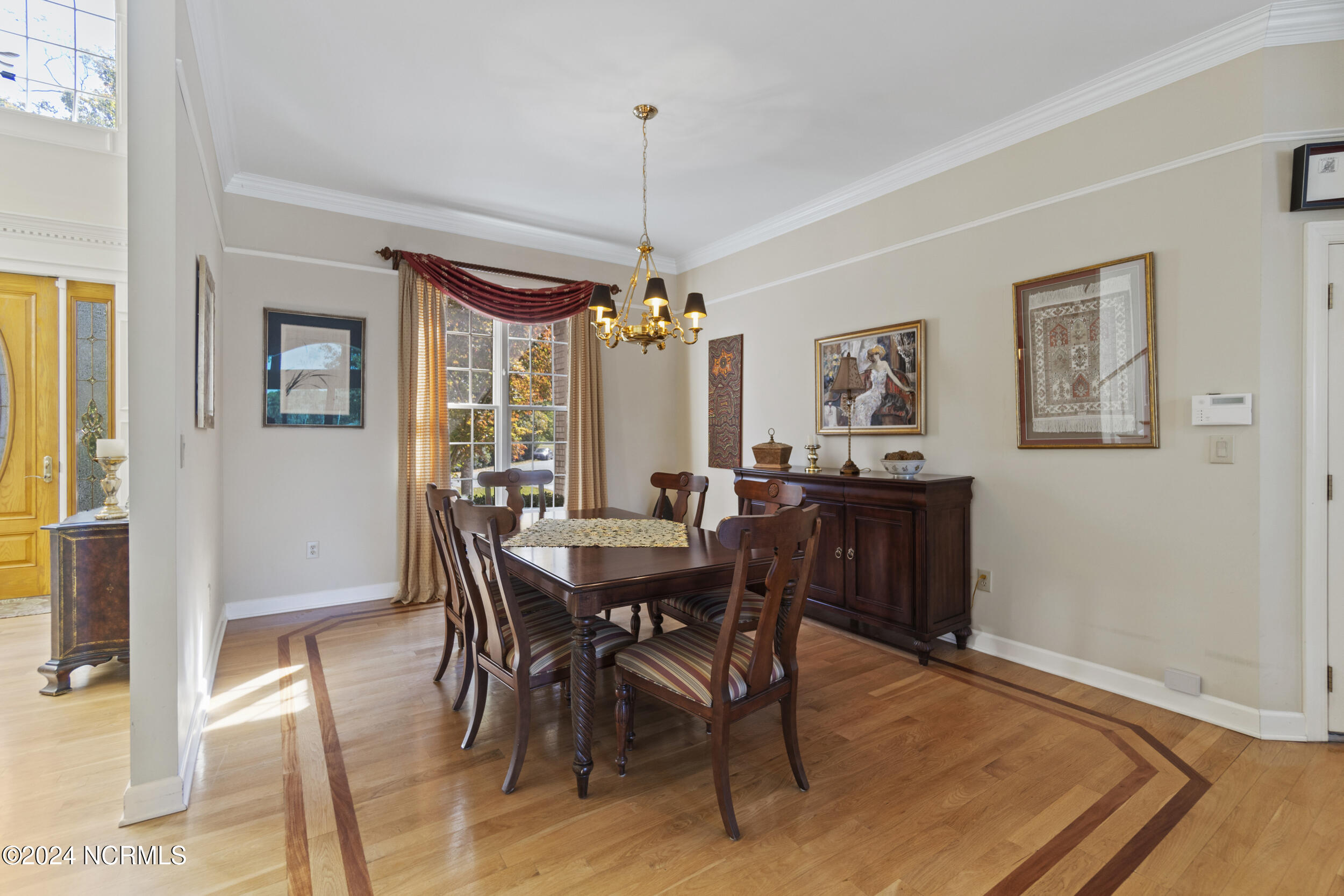148 New River Drive Property Photo 5