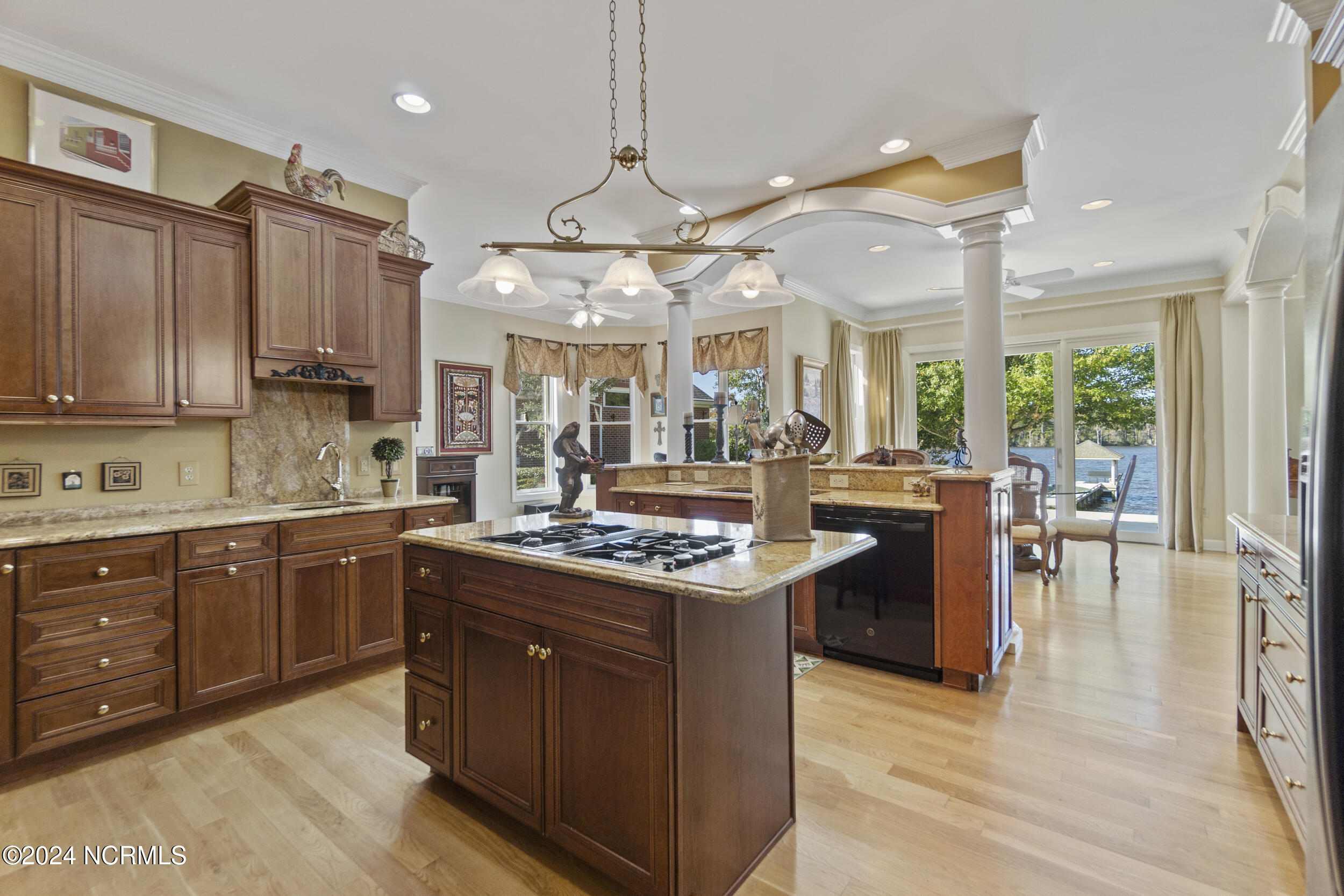 148 New River Drive Property Photo 17