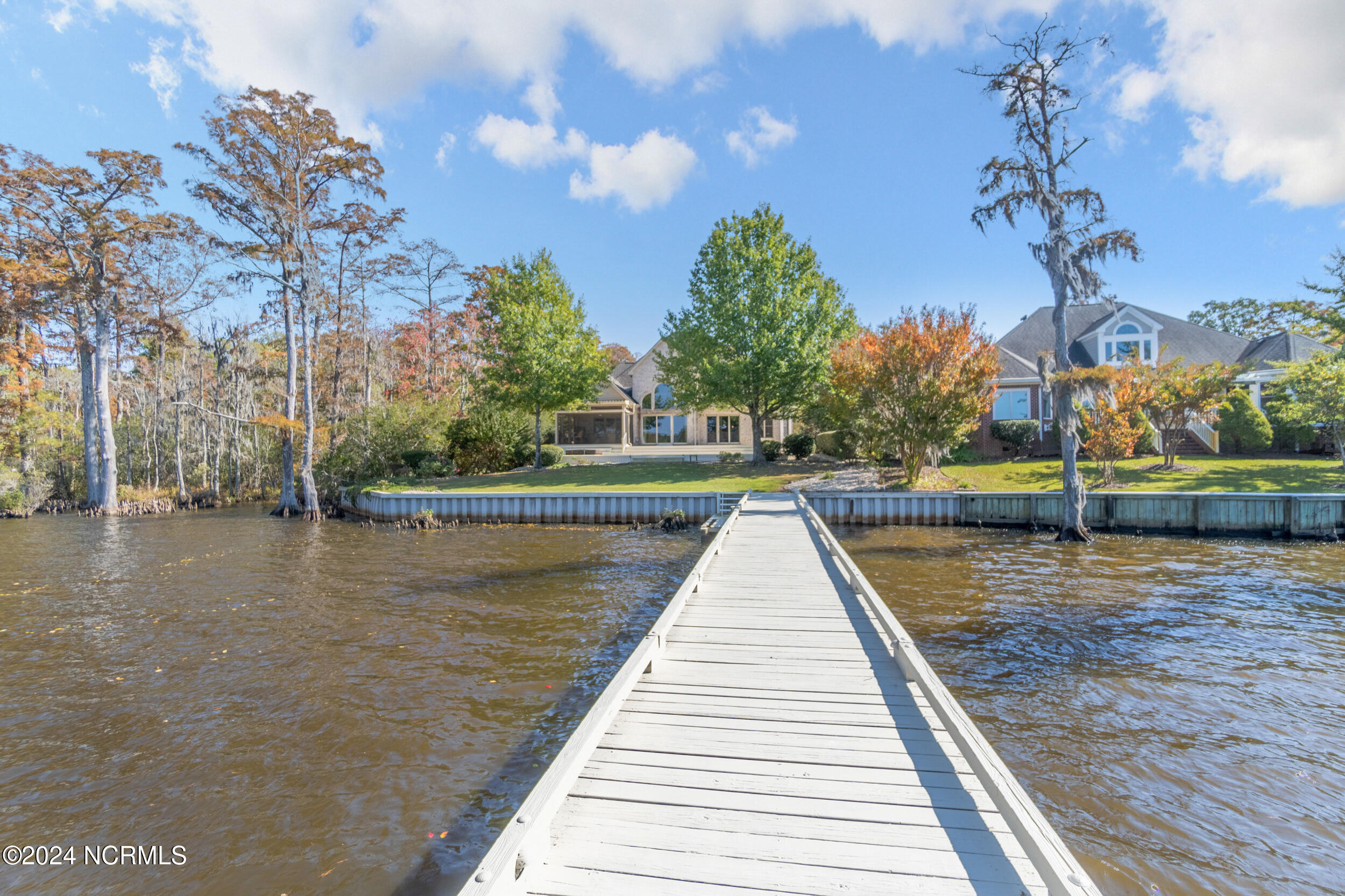 148 New River Drive Property Photo 45