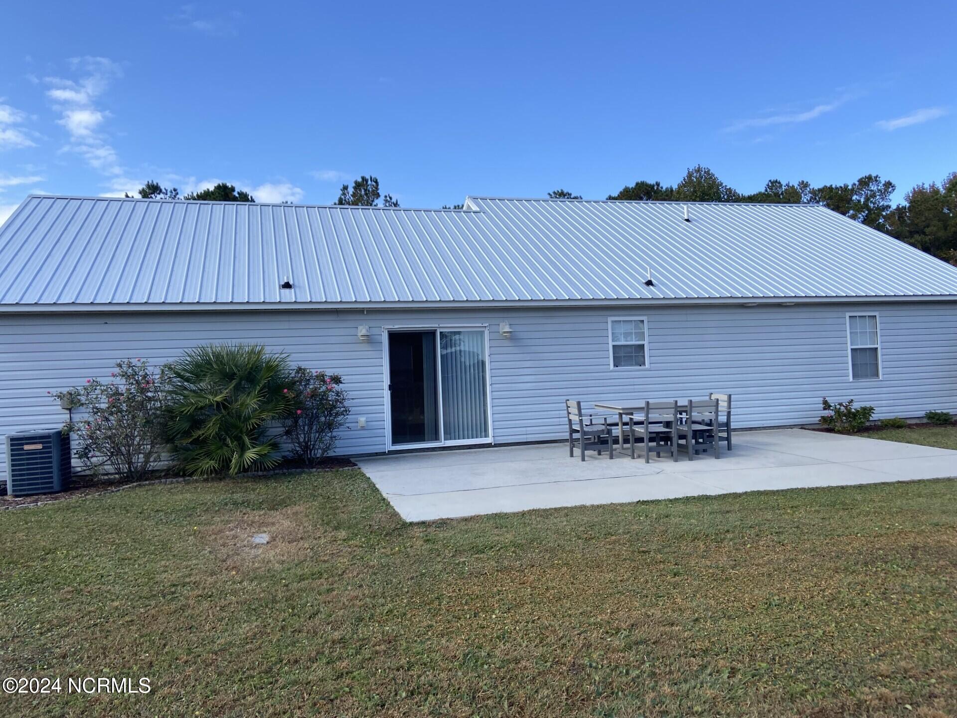 203 Palomino Lane Property Photo 4