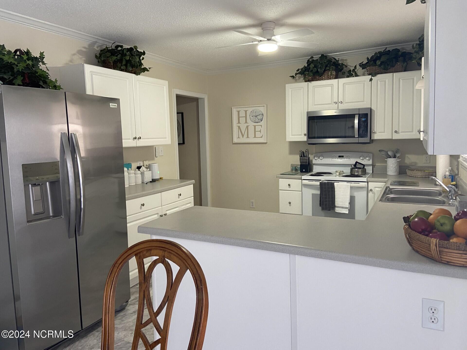 203 Palomino Lane Property Photo 8