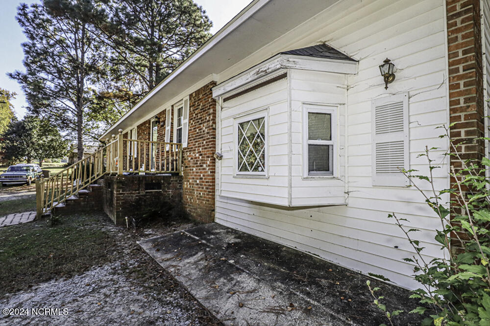 351 Wises Store Road Property Photo 3