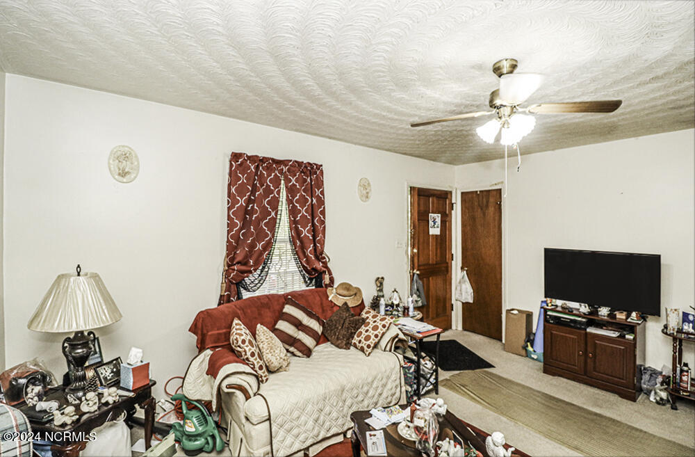 351 Wises Store Road Property Photo 11
