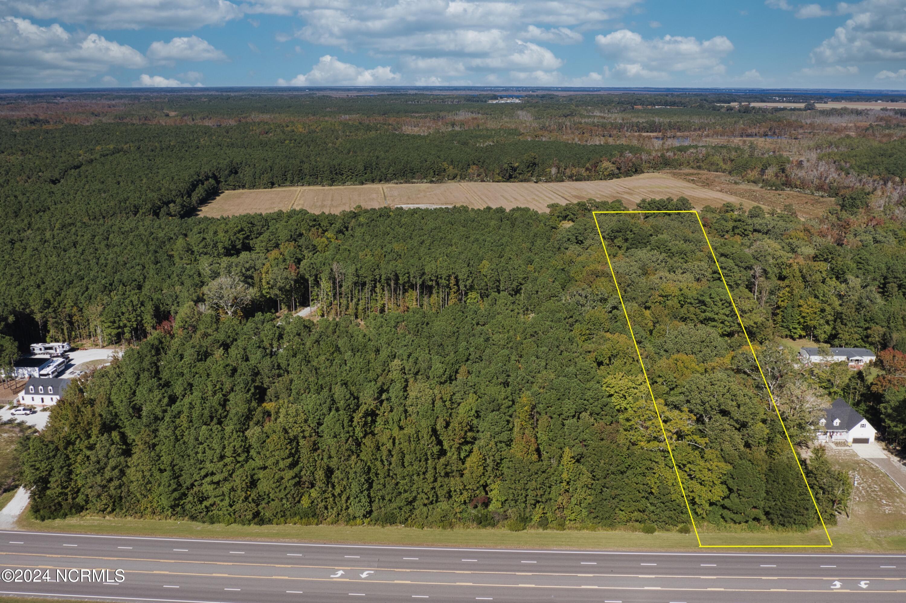 1991 Caratoke Highway Property Photo 1