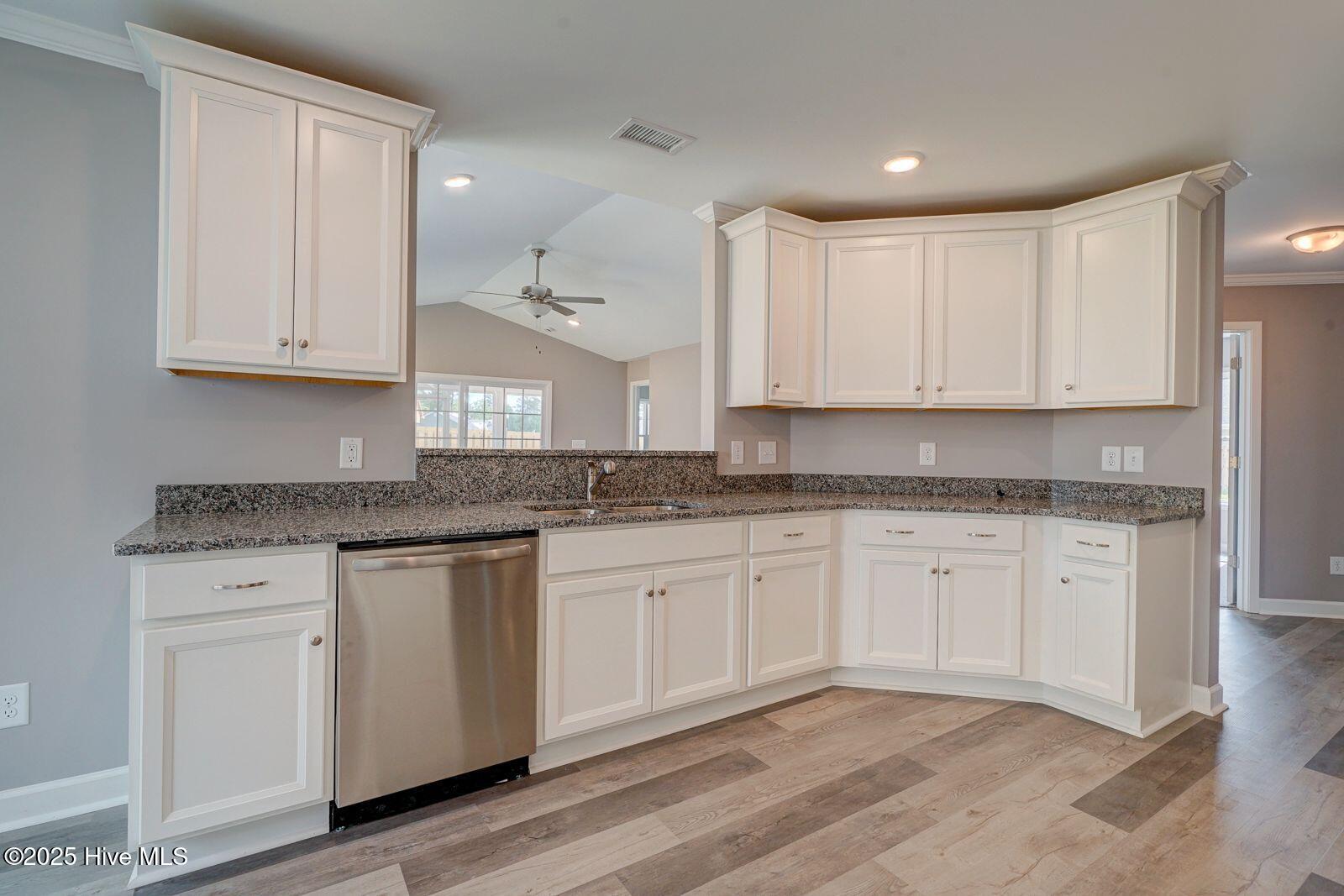 5310 Vespar Court Property Photo 4