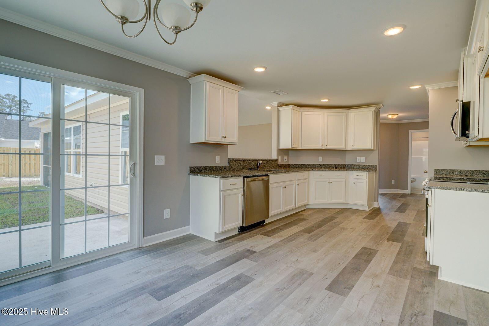 5310 Vespar Court Property Photo 8