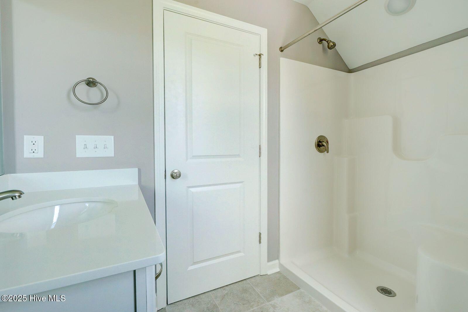 5310 Vespar Court Property Photo 22