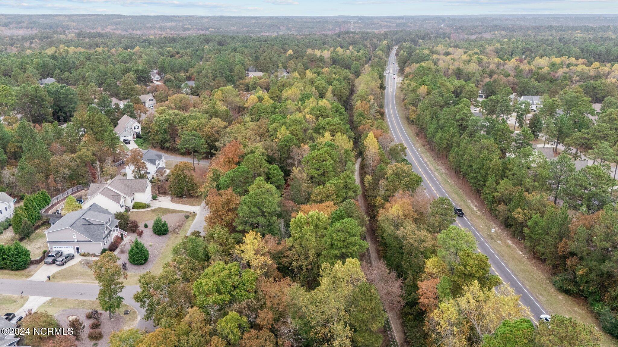 415 Adams Circle Property Photo 6