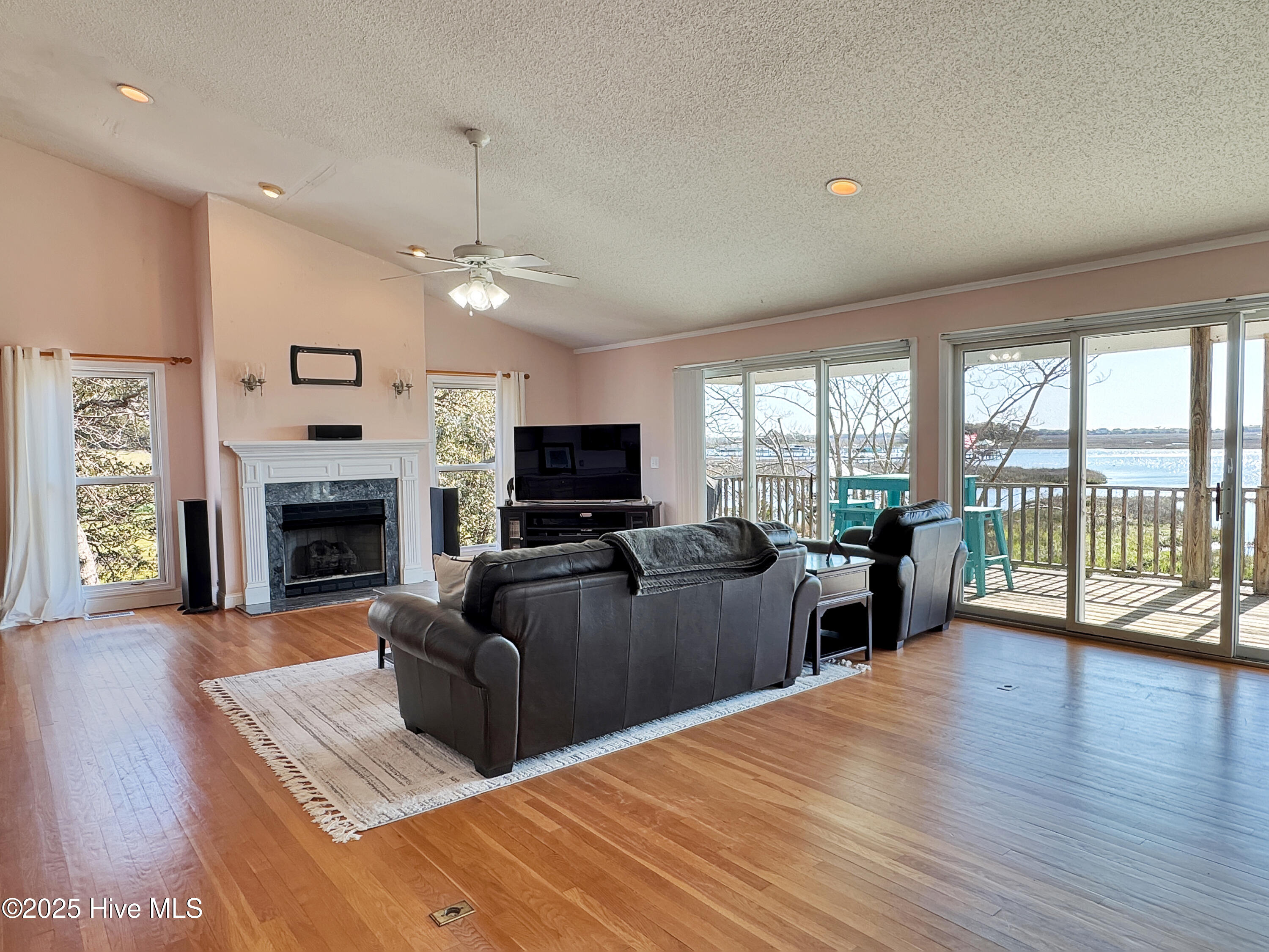 1324 Final Landing Lane Property Photo 5