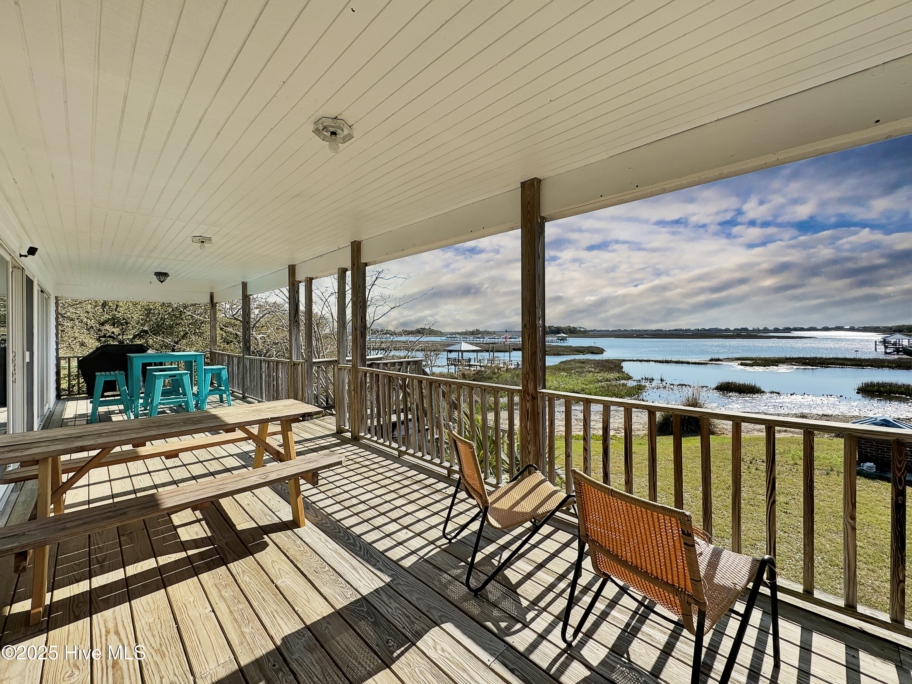1324 Final Landing Lane Property Photo 11