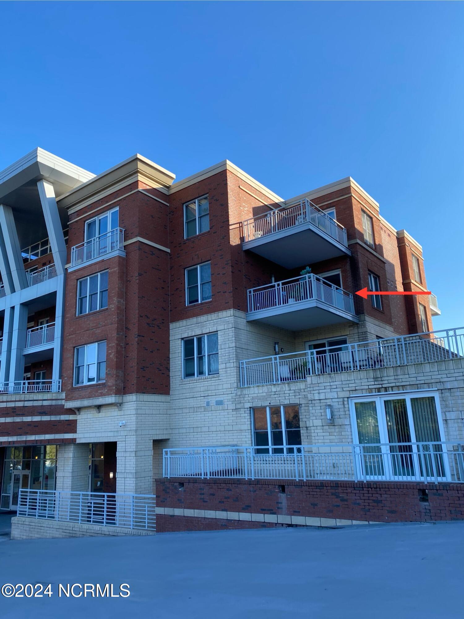 318 Sky Sail Boulevard Property Photo 15