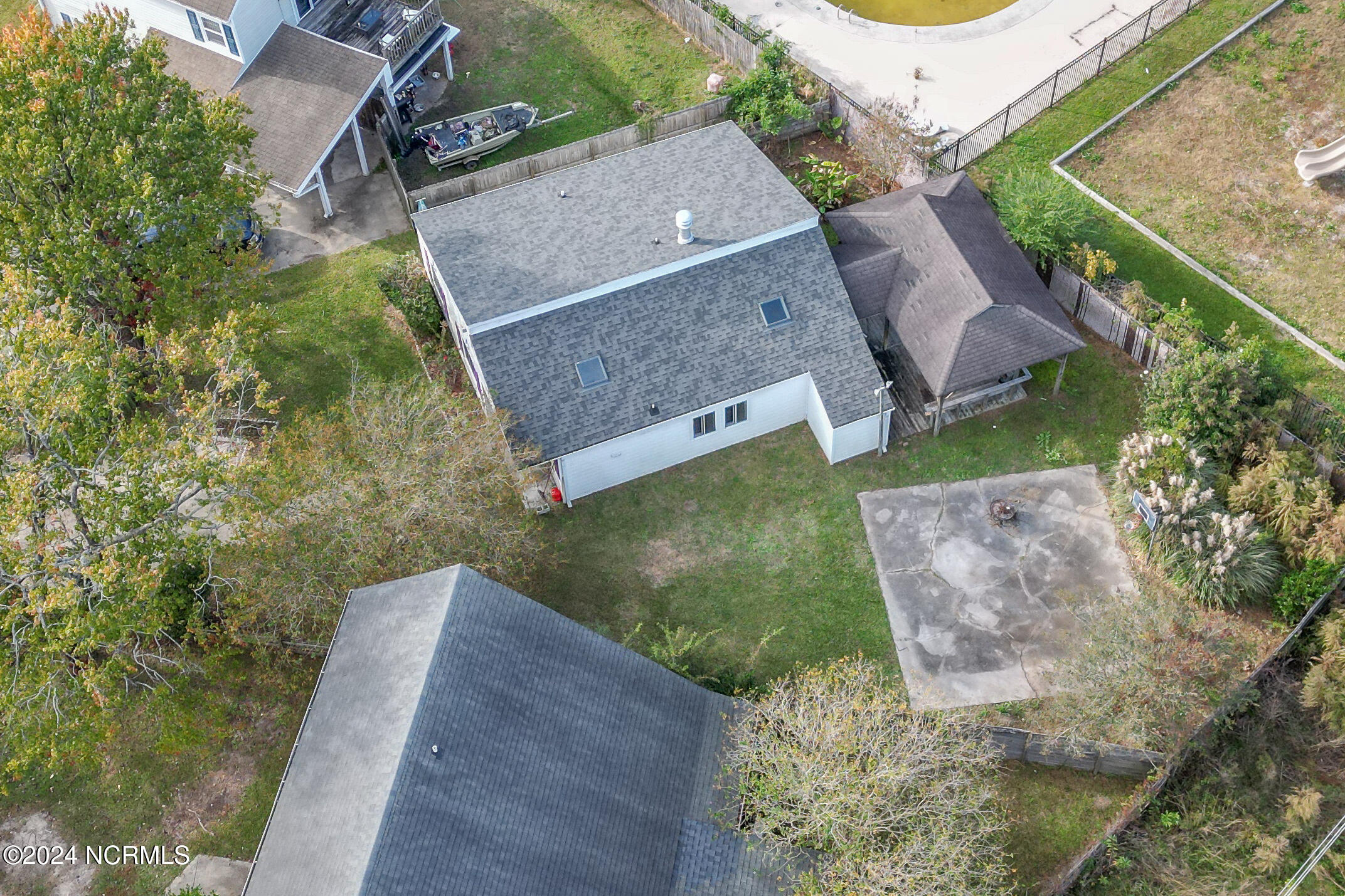 118 E Saltwood Place Property Photo 3