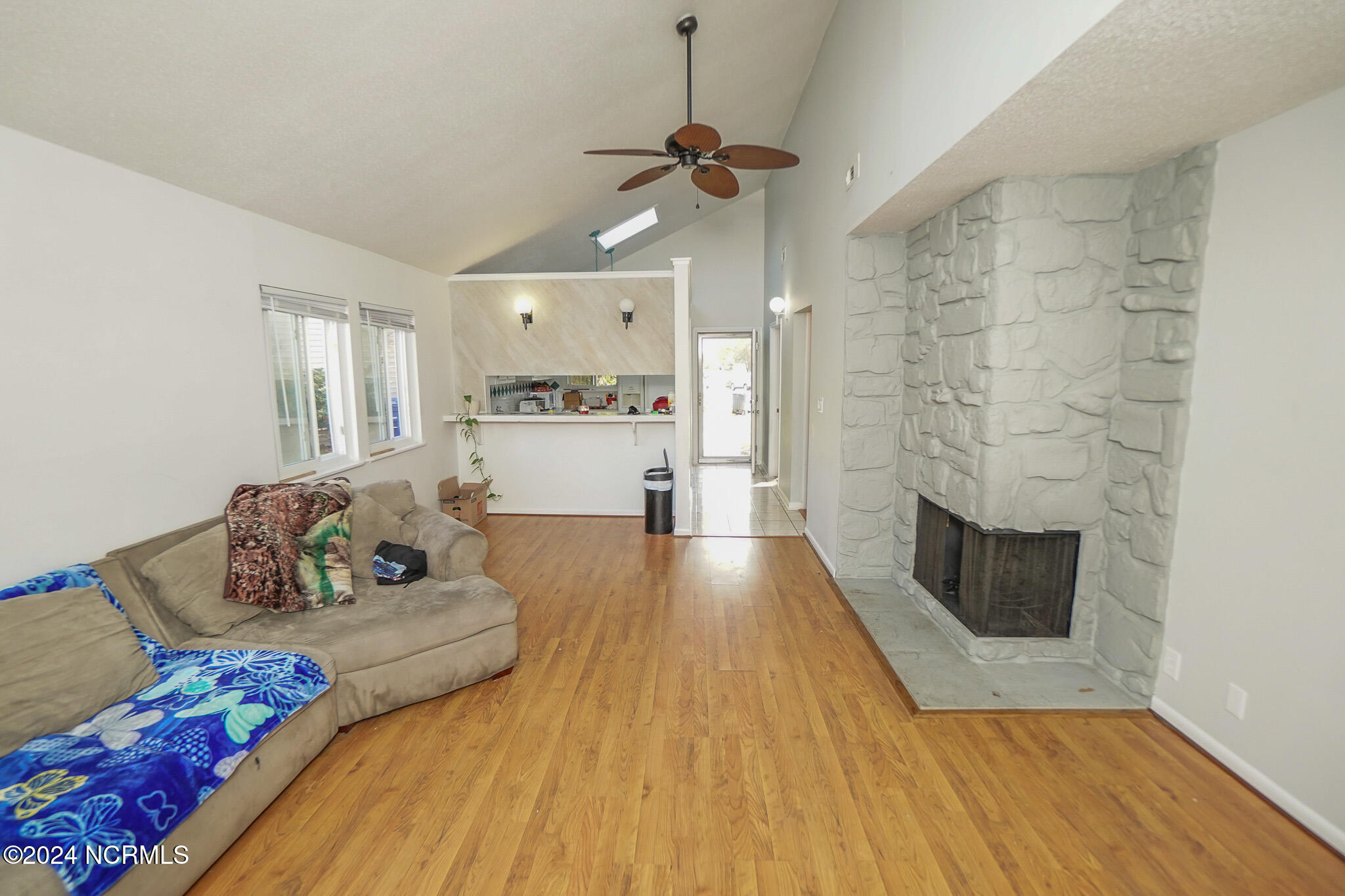 118 E Saltwood Place Property Photo 7