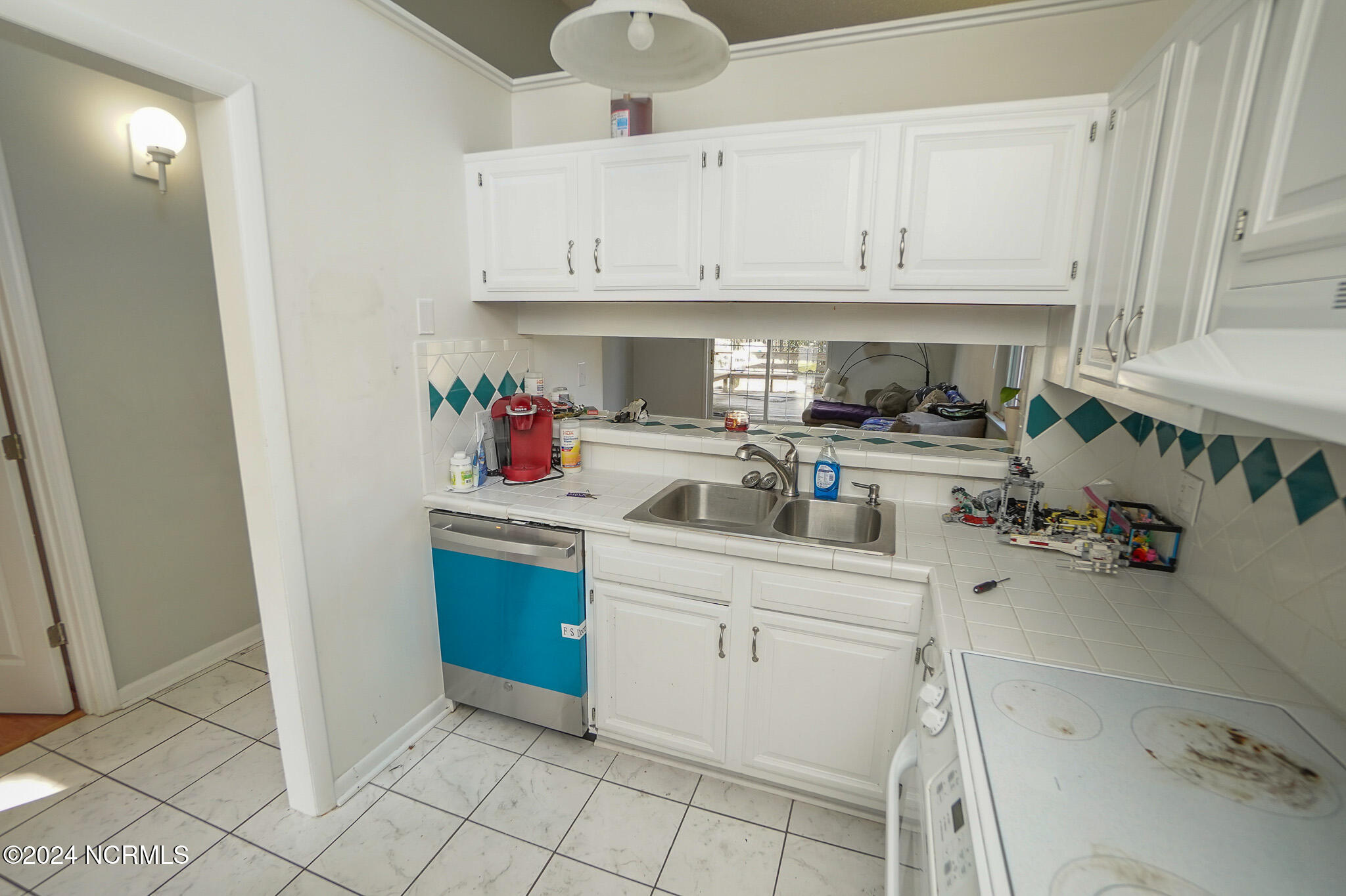 118 E Saltwood Place Property Photo 13
