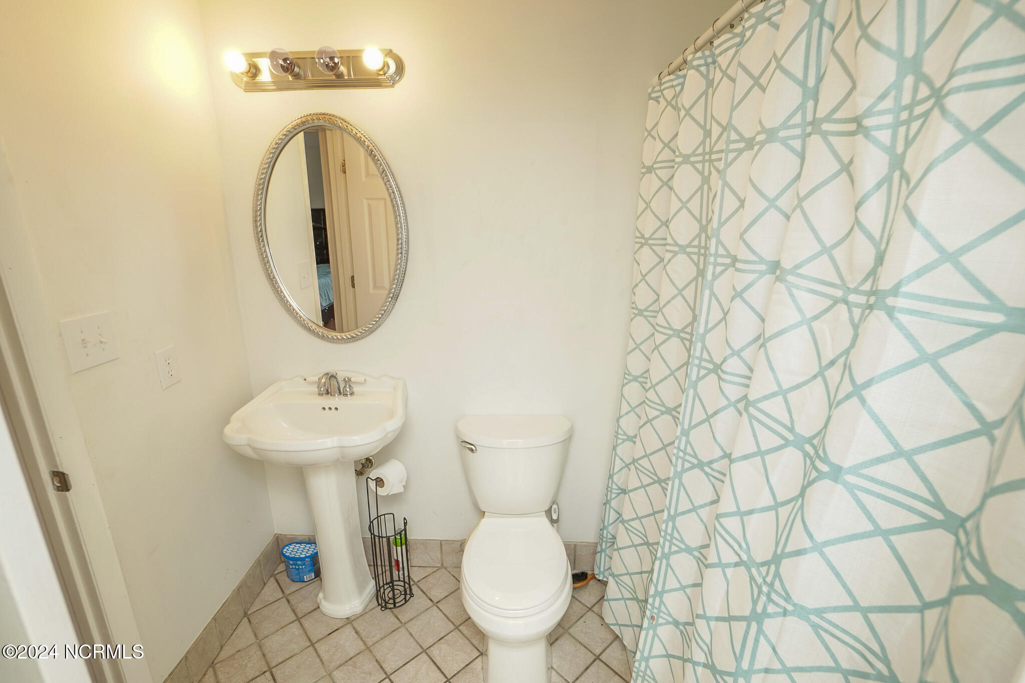 118 E Saltwood Place Property Photo 17