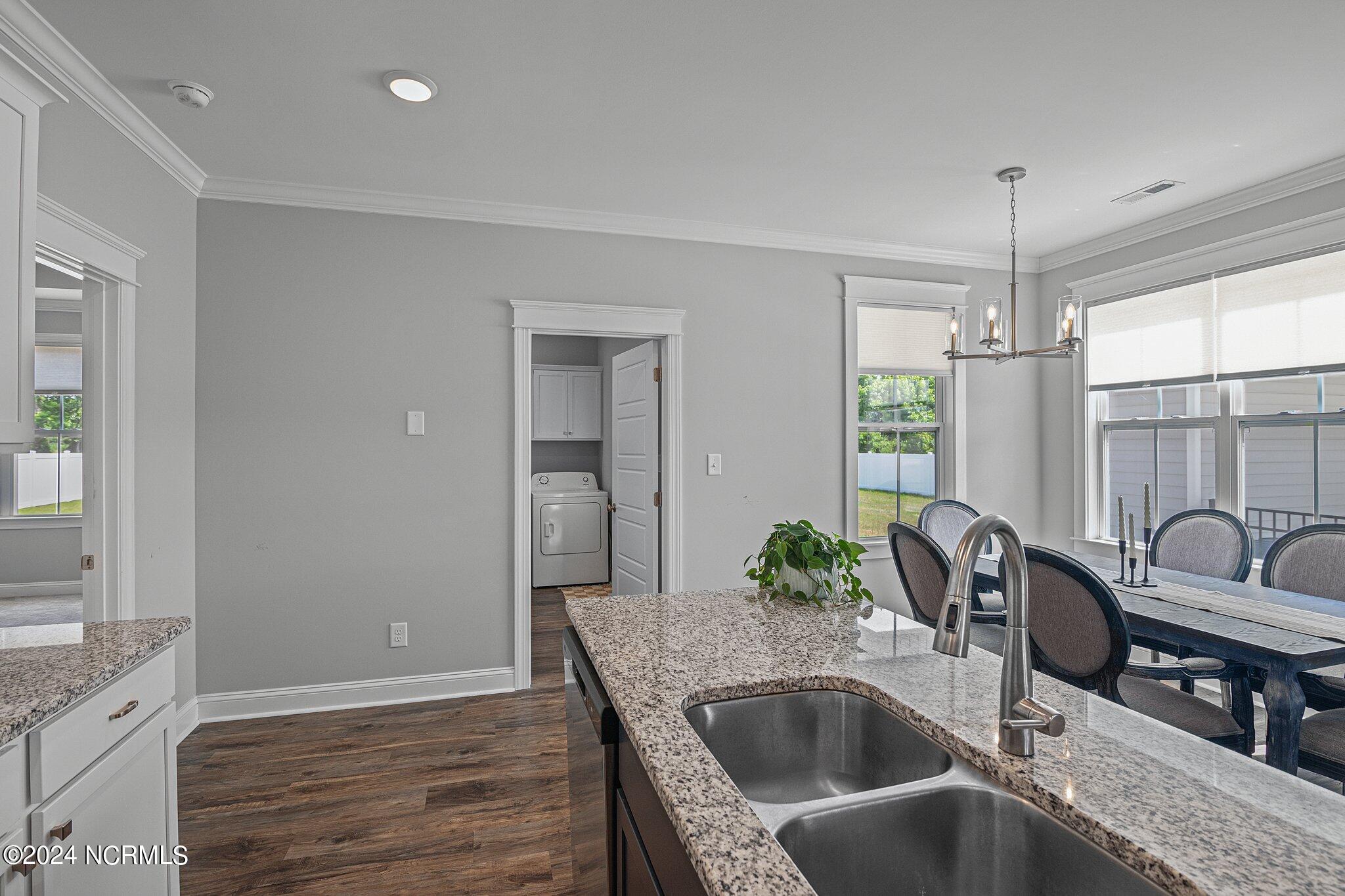 1904 Waylen Drive Property Photo 8
